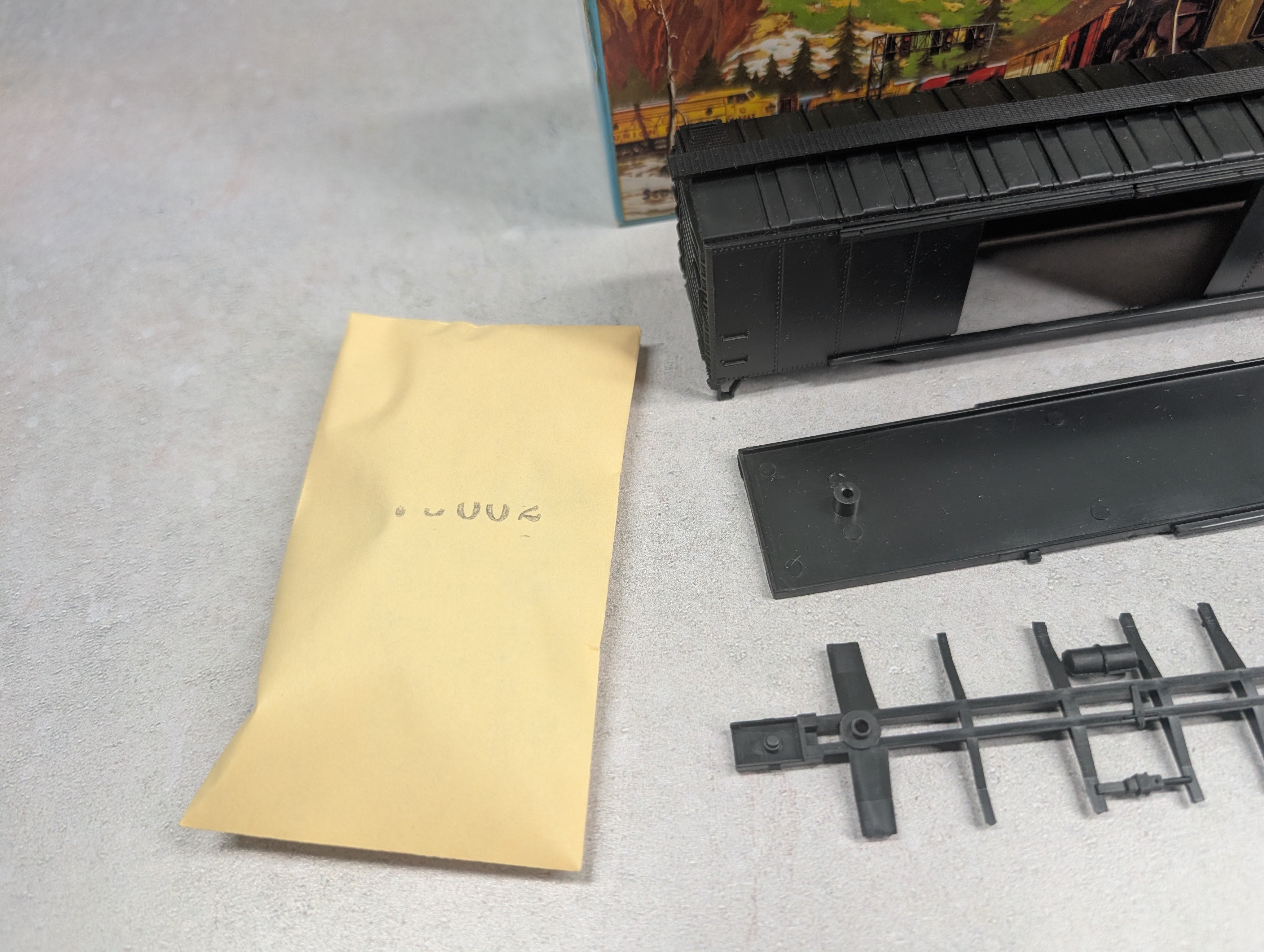 USED Athearn 1309 HO Scale 50' DD Box Car Undecorated Black KIT