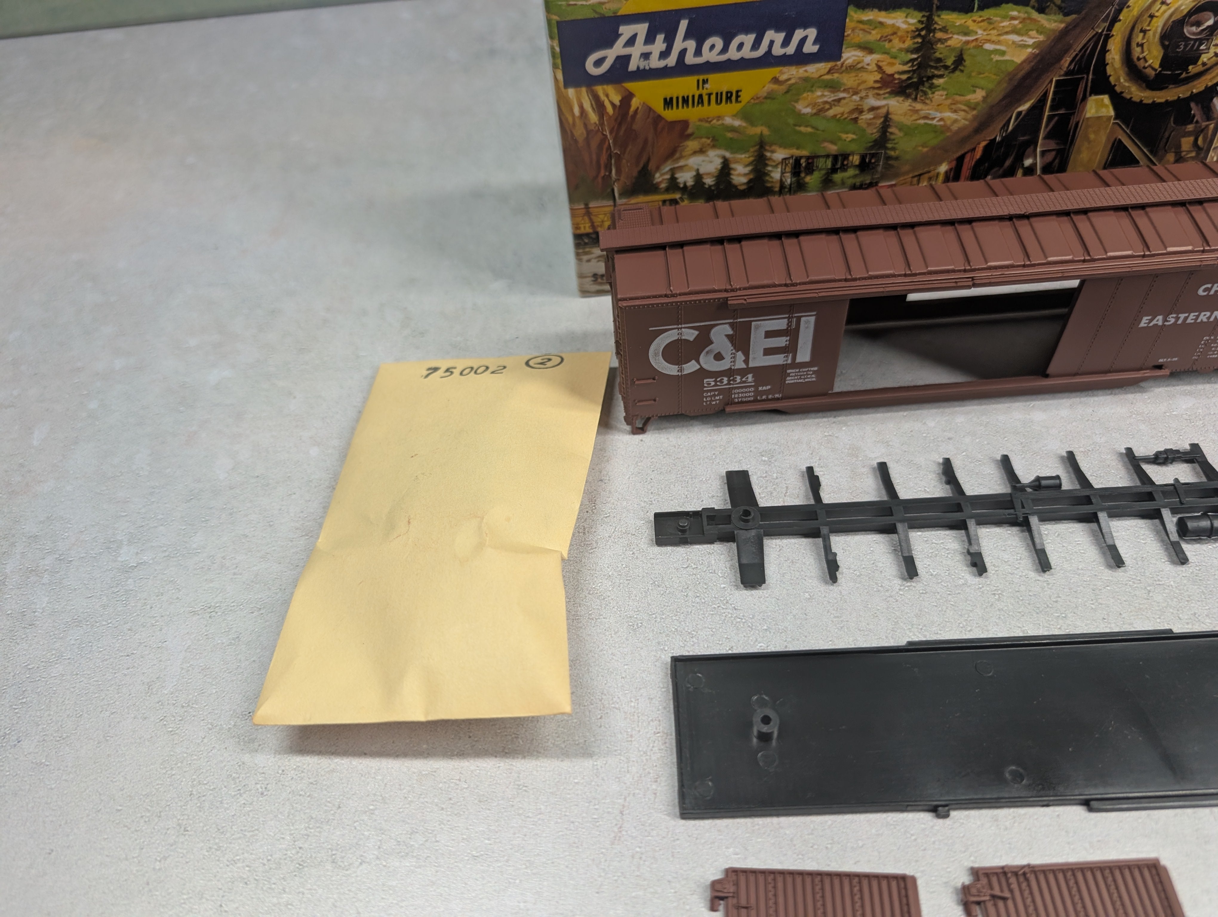 USED Athearn 1306 HO Scale 50' DD Auto Box Car Chicago & Eastern Illinois C&EI #5334 KIT