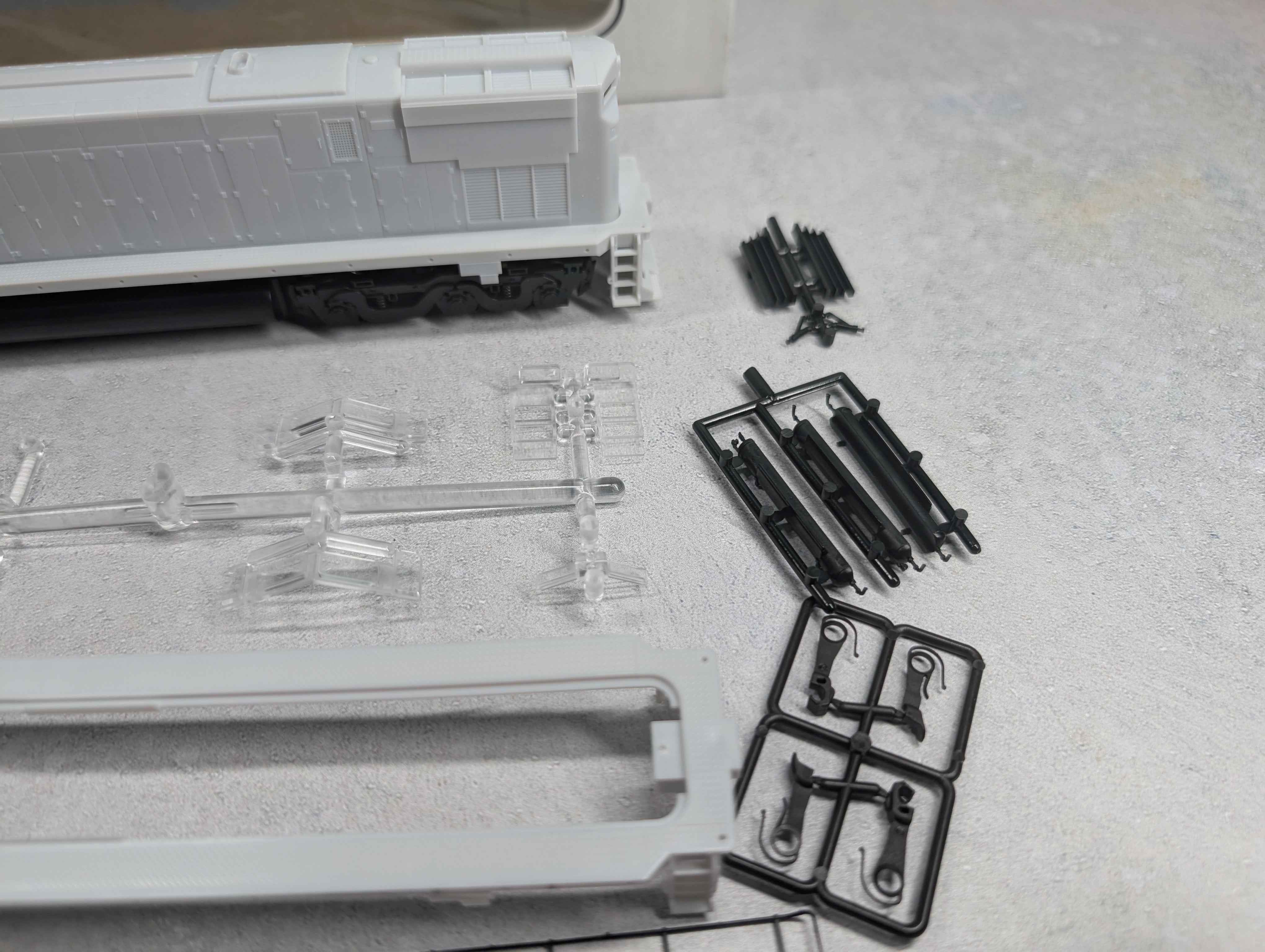 USED Stewart Hobbies 6200 HO Scale Alco Century 628 Diesel Locomotive Undecorated Single Sand Filler Runs Great DC KIT