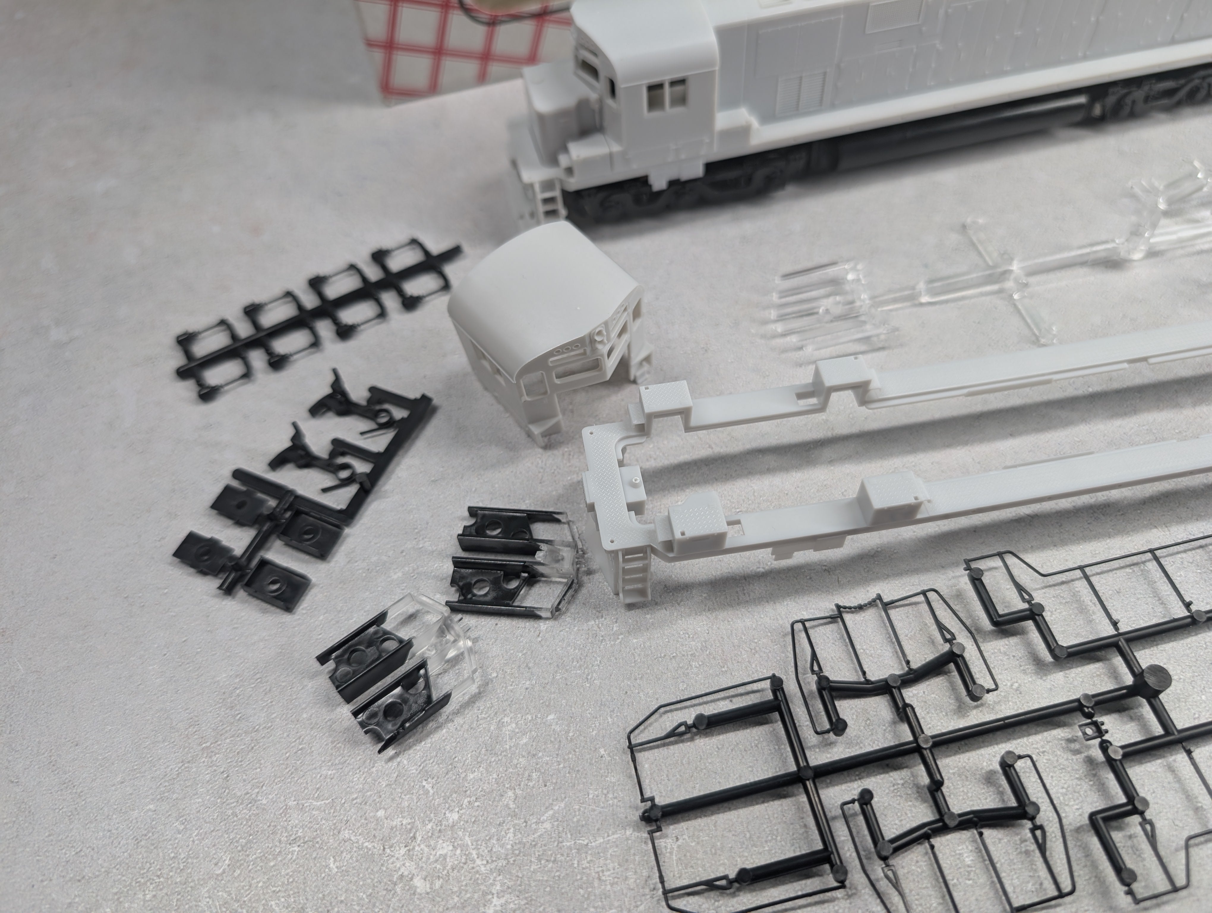 USED Stewart Hobbies 6200 HO Scale Alco Century 628 Diesel Locomotive Undecorated Single Sand Filler Runs Great DC KIT