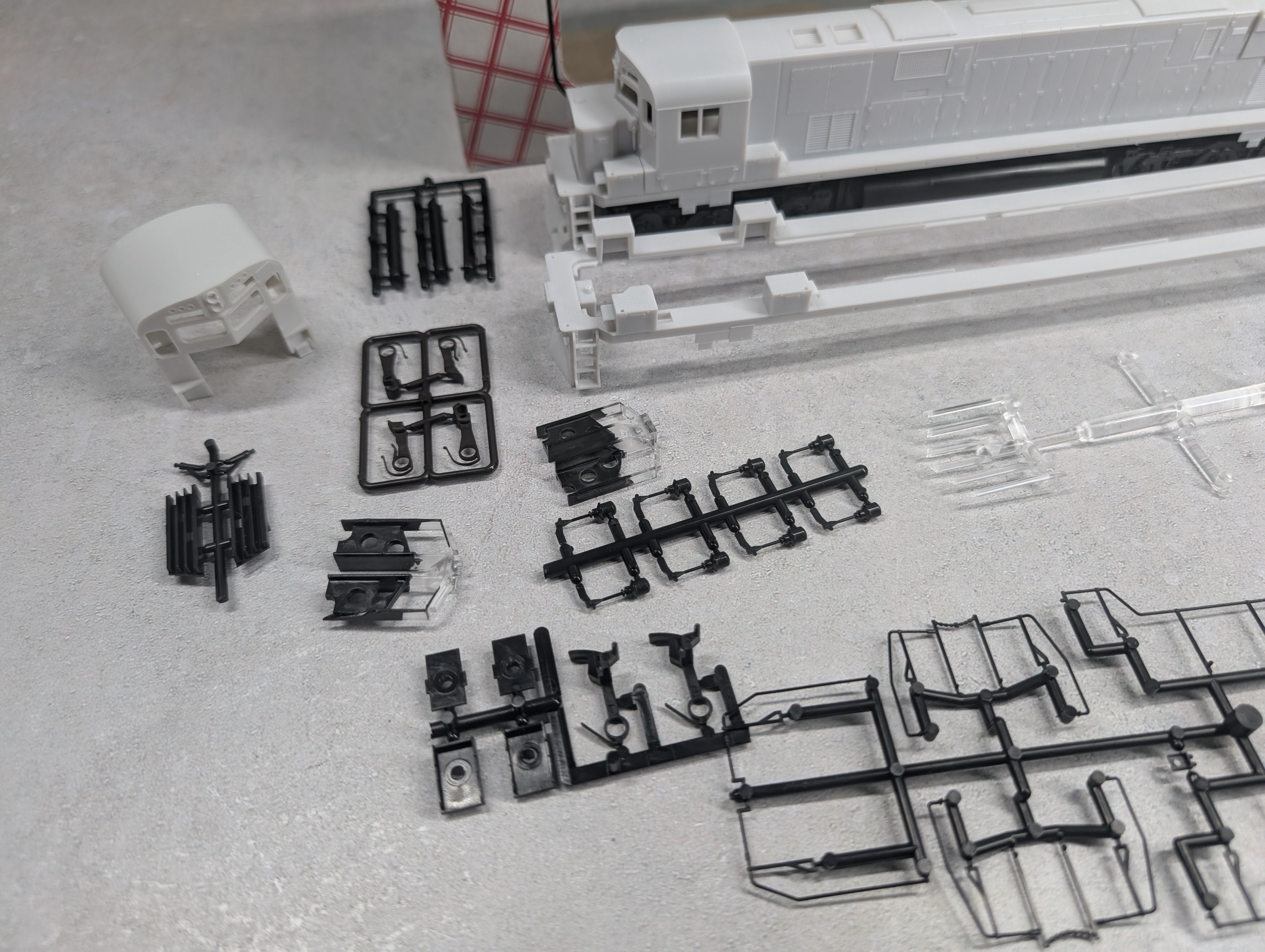 USED Stewart Hobbies 6200 HO Scale Alco Century 628 Diesel Locomotive Undecorated Single Sand Filler Runs Great DC KIT