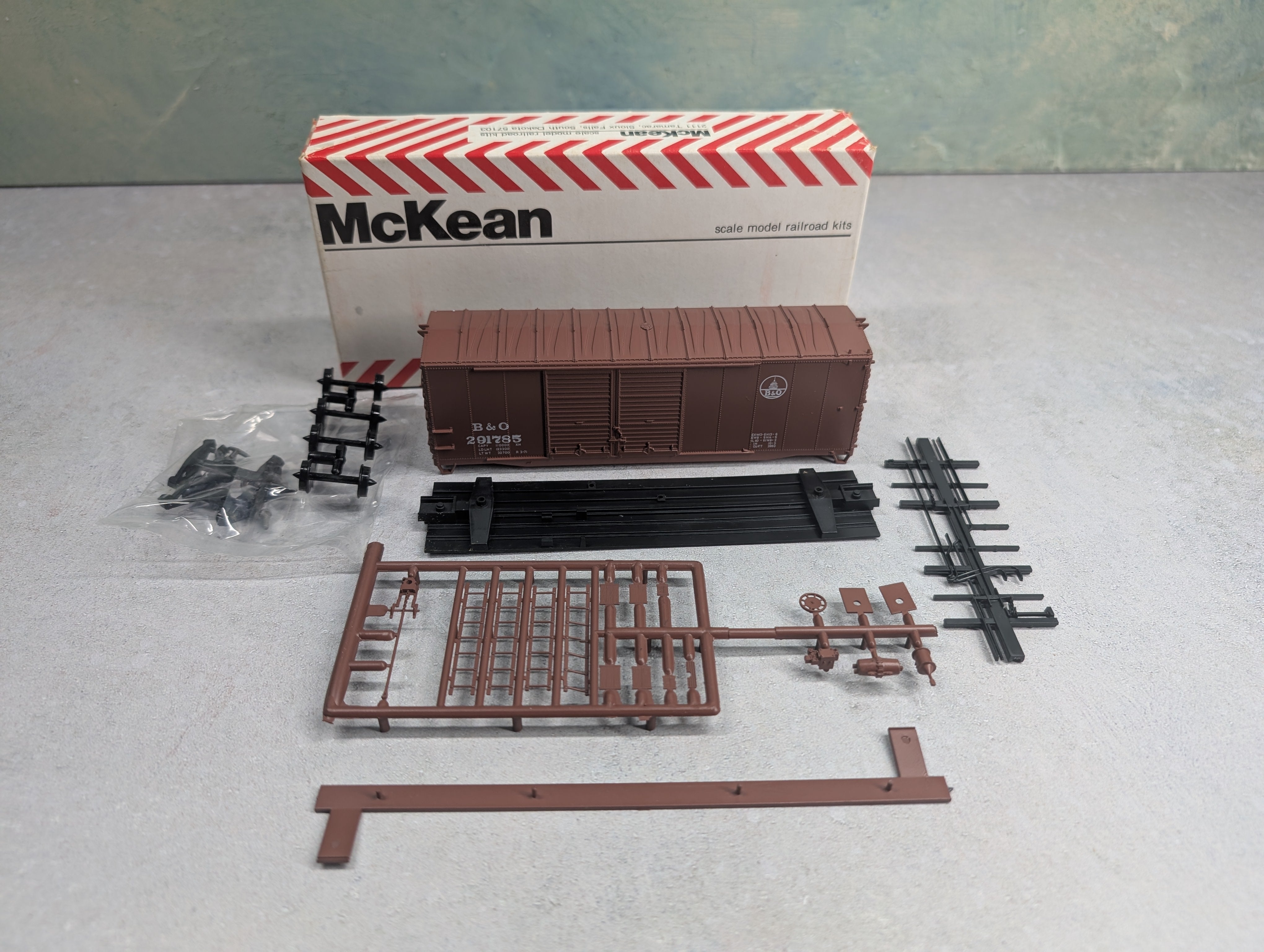 USED MCKEAN HO Scale 40' Box Car Baltimore and Ohio B&O #291785 KIT