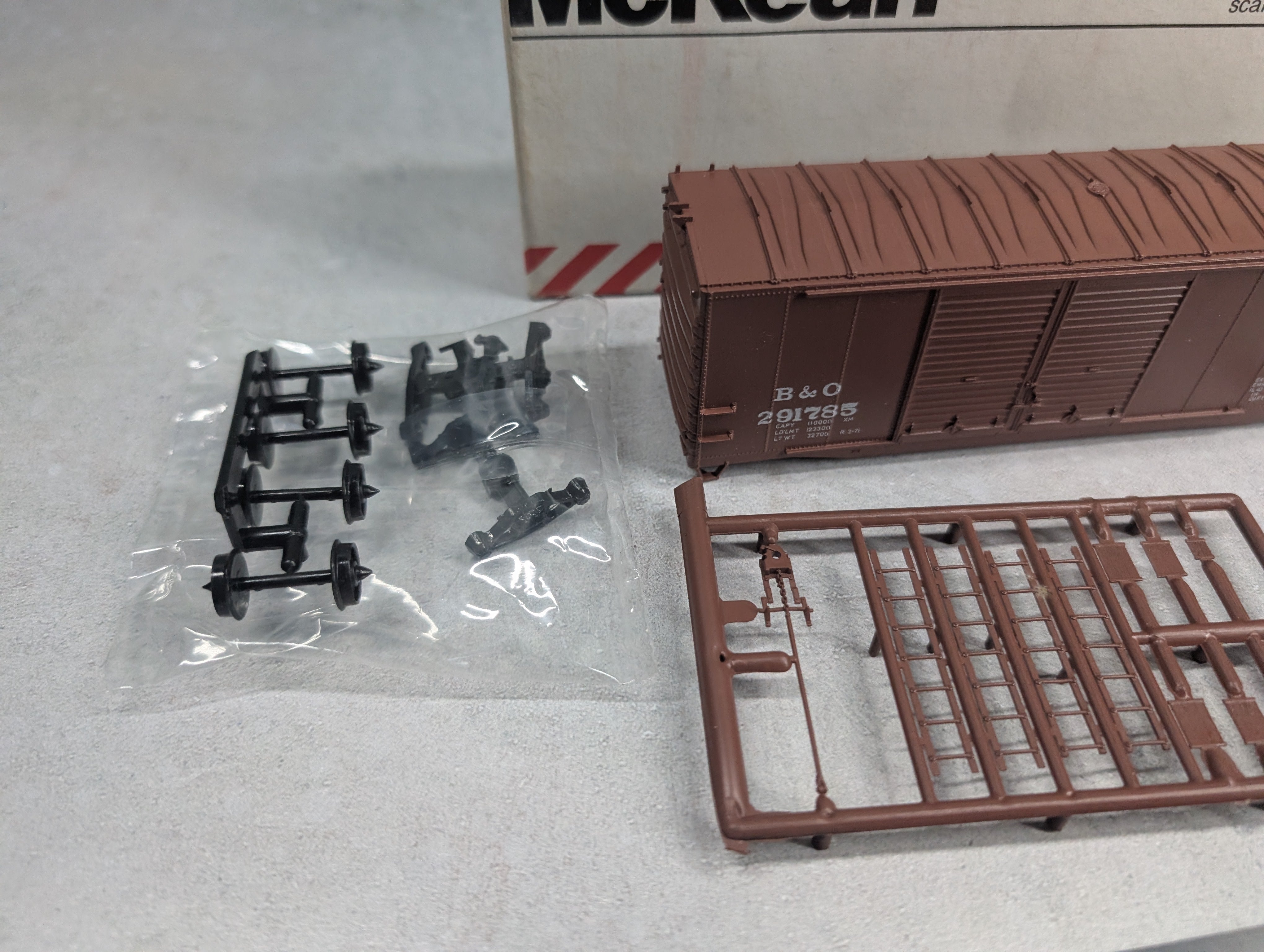 USED MCKEAN HO Scale 40' Box Car Baltimore and Ohio B&O #291785 KIT