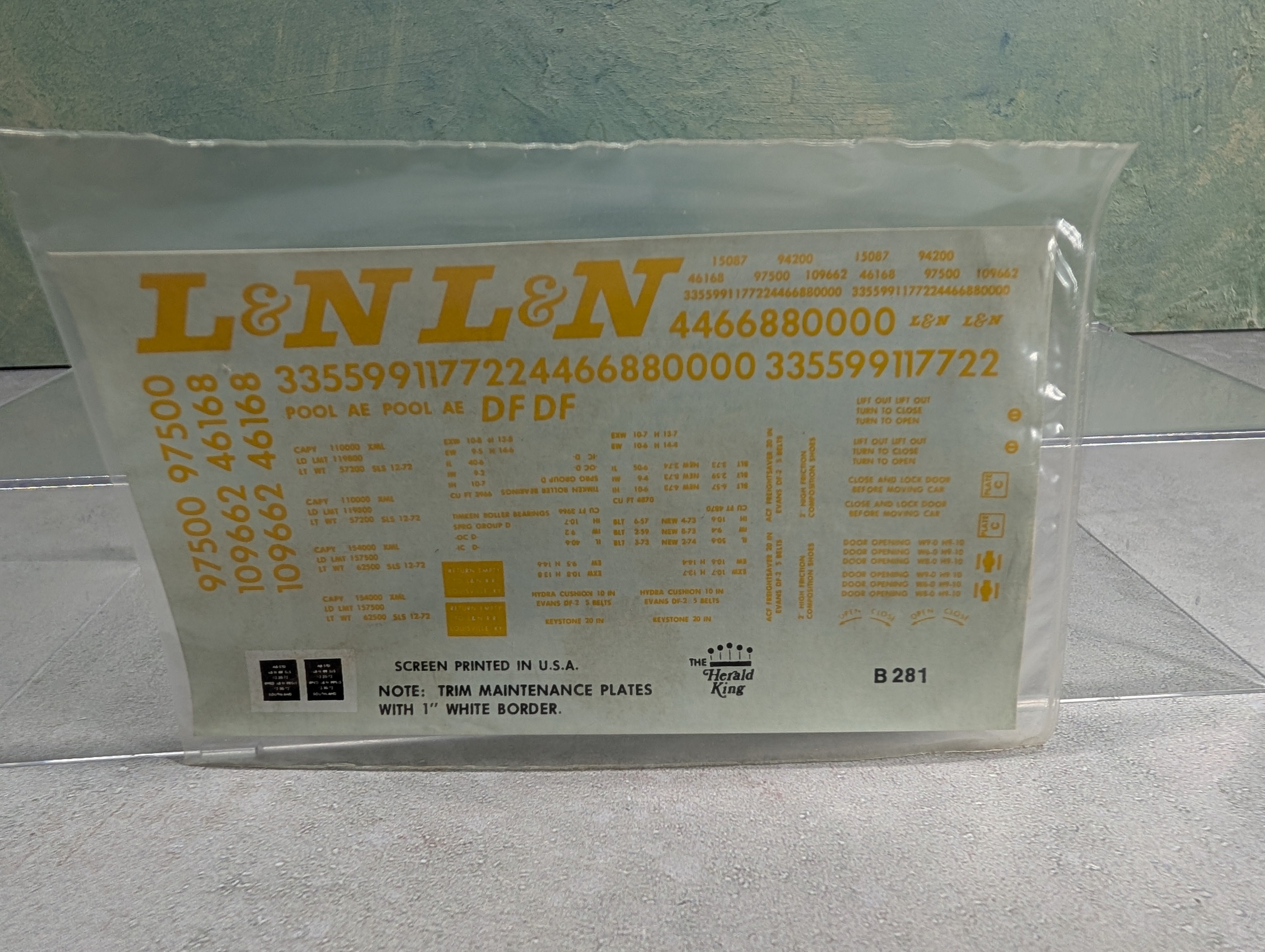 USED The Herald King B-281 HO Scale Box Car Decals Louisville & Nashville