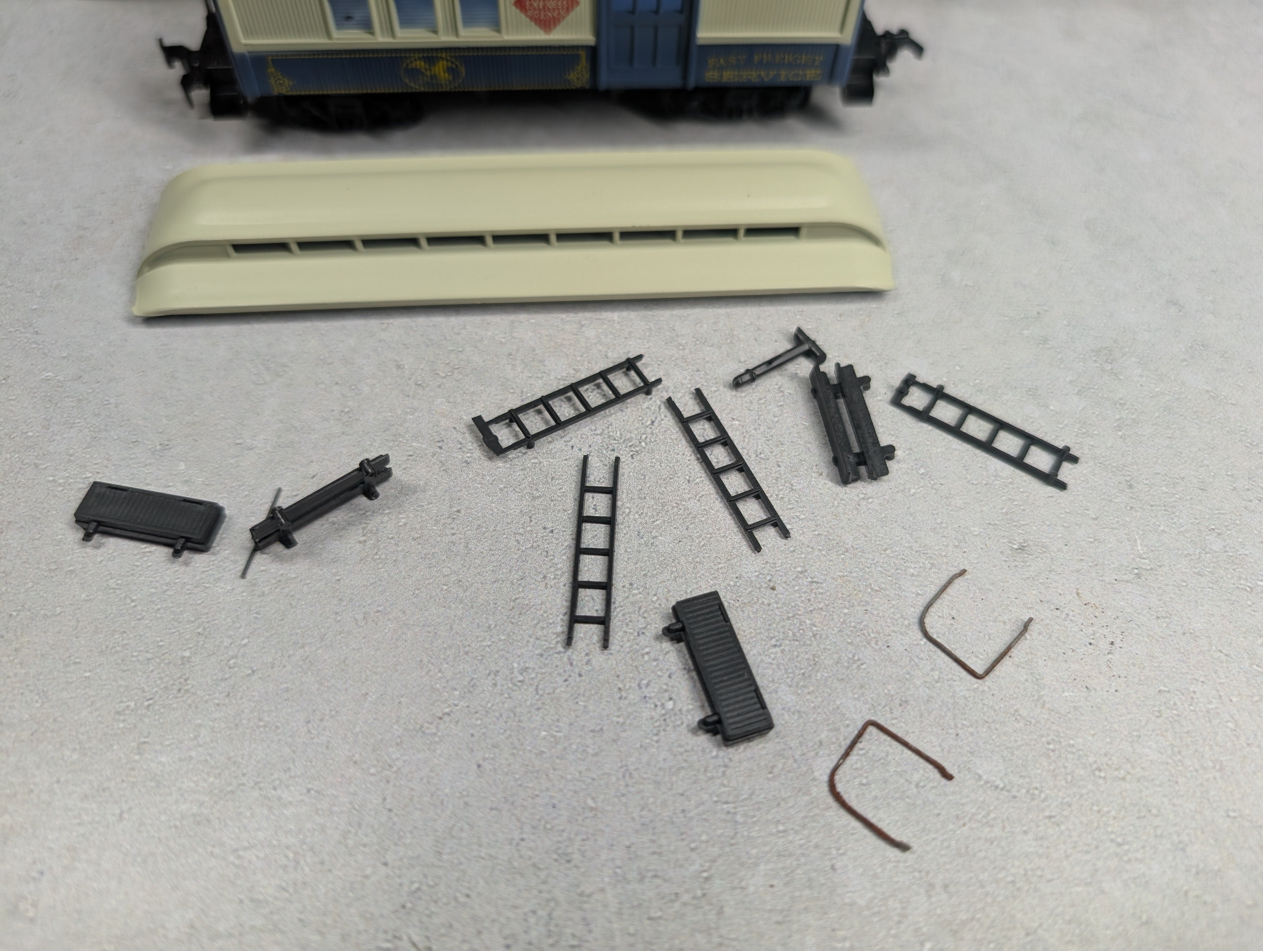 USED Roundhouse 3716 HO Scale 34' Overton Combine Baltimore and Ohio REA