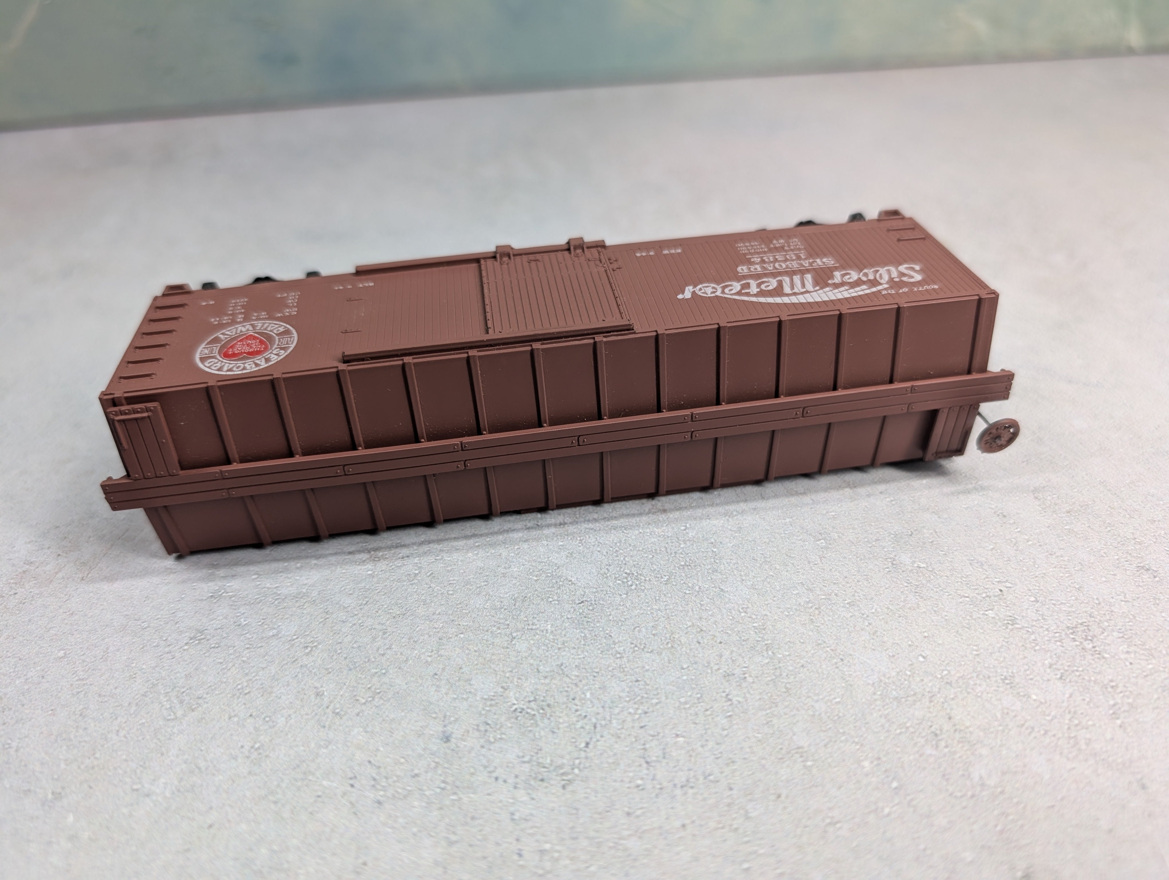 USED TRAIN MINIATURE HO Scale Box Car Seaboard Air Line #19584 Silver Meteor