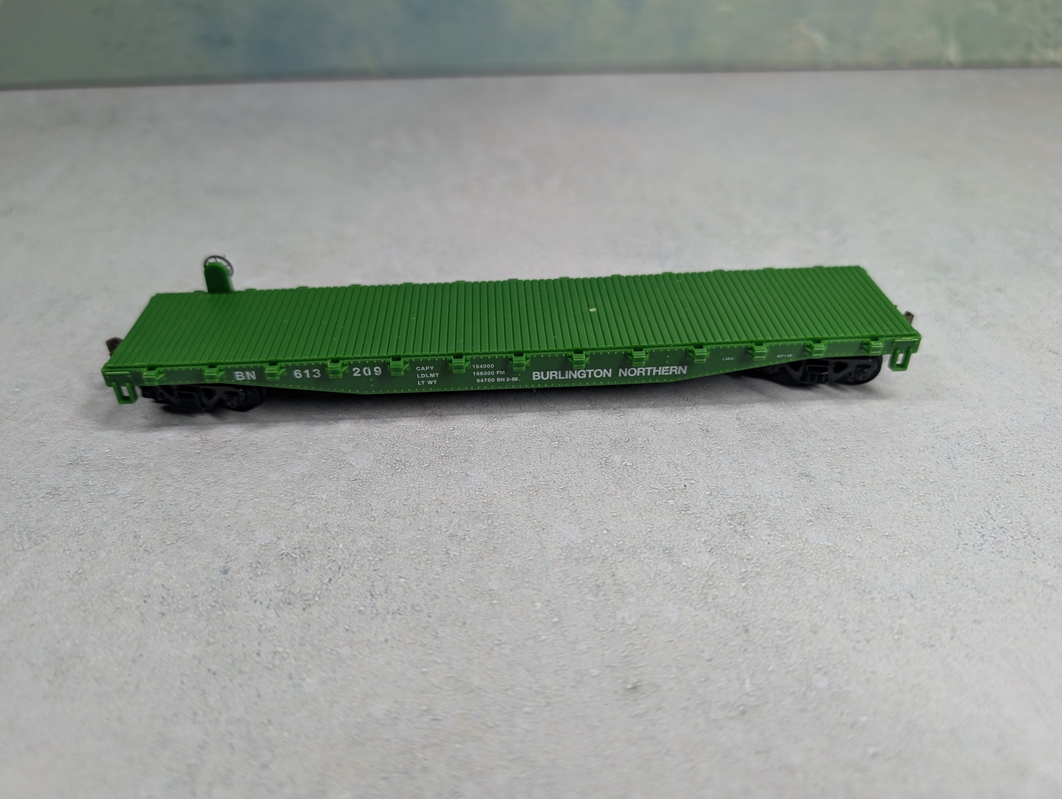 USED WalthersTrainline HO Scale Flat Car Burlington Northern BN #613209