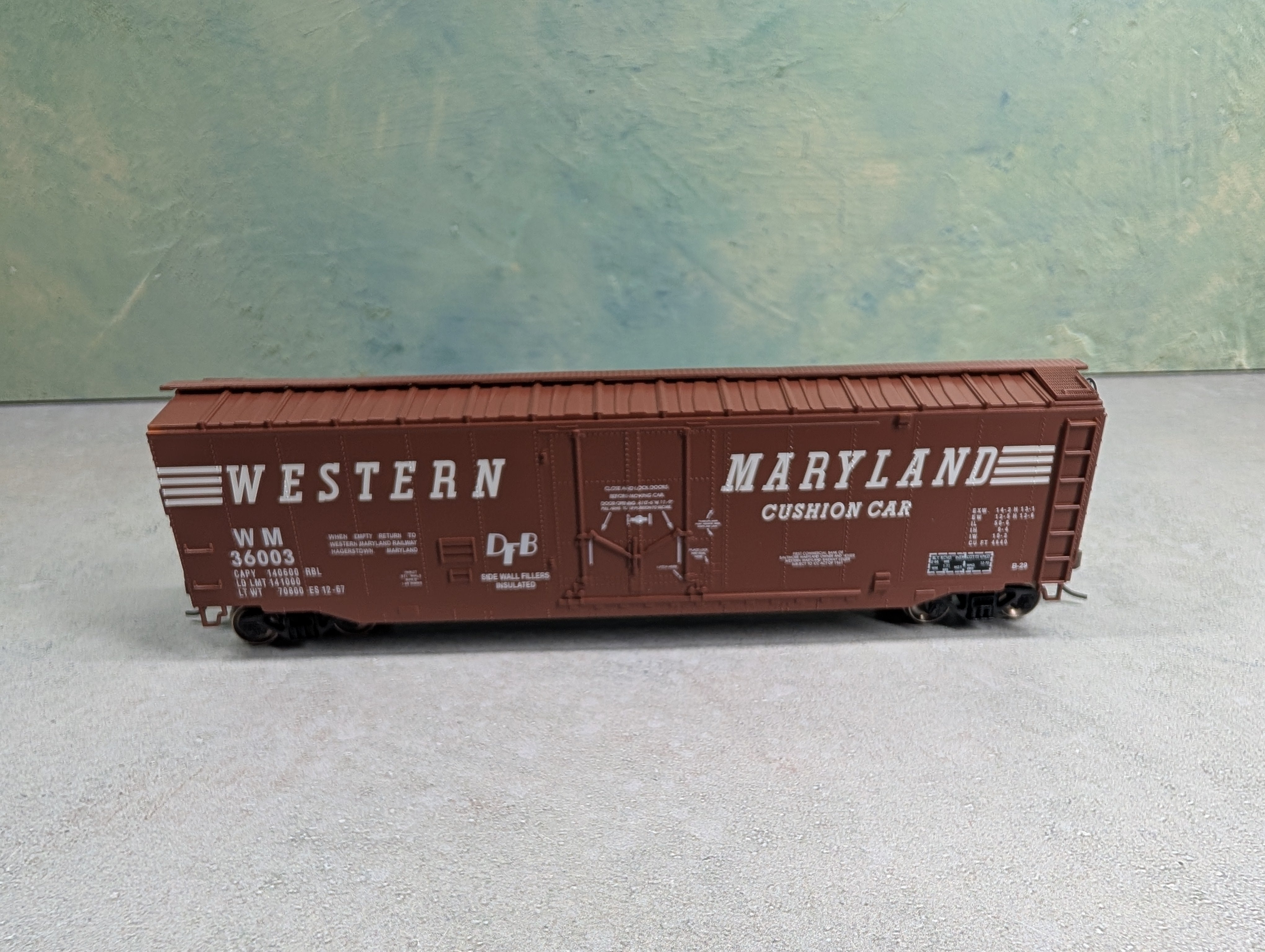 USED Bachmann 18037 HO Scale 50' Plug Door Box Car Western Maryland WM #36003