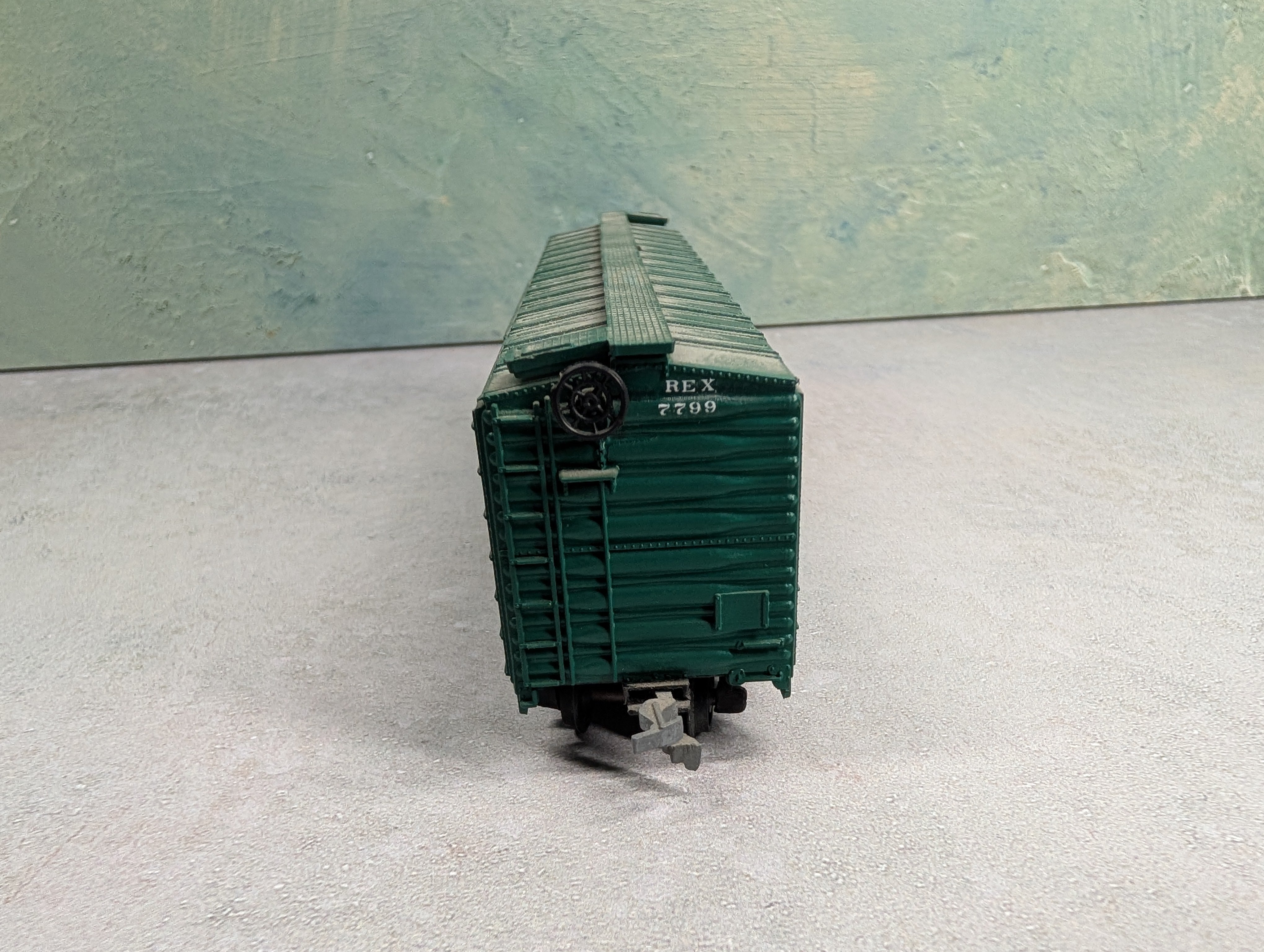 USED HO Scale Box Car REA Express REX #7799