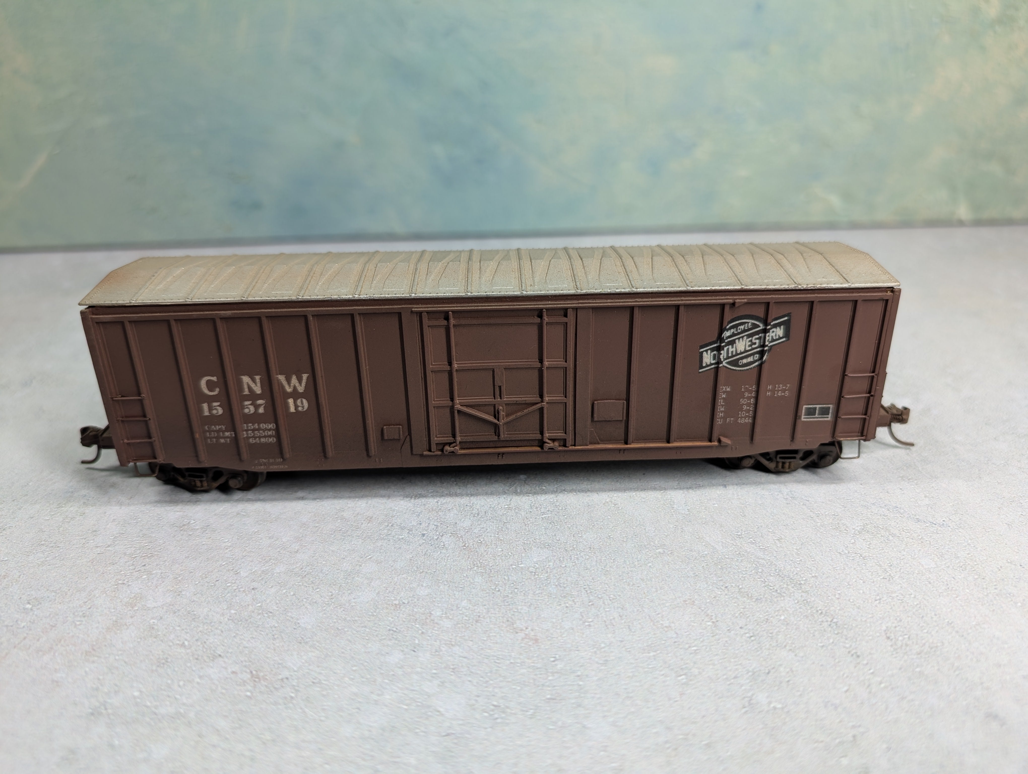 USED HO Scale 50' Box Car Chicago & North Western CNW #155719 Weathered