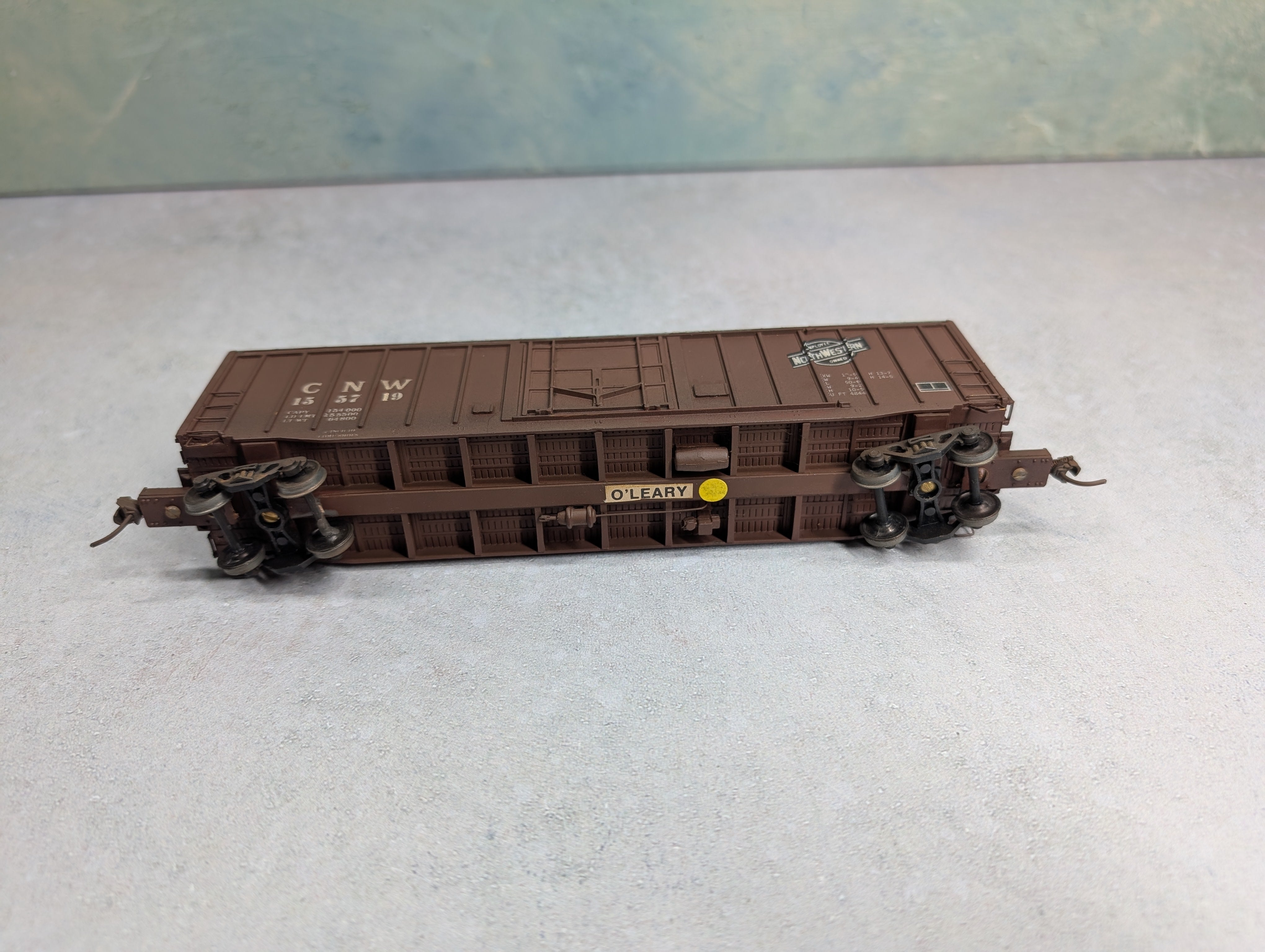 USED HO Scale 50' Box Car Chicago & North Western CNW #155719 Weathered