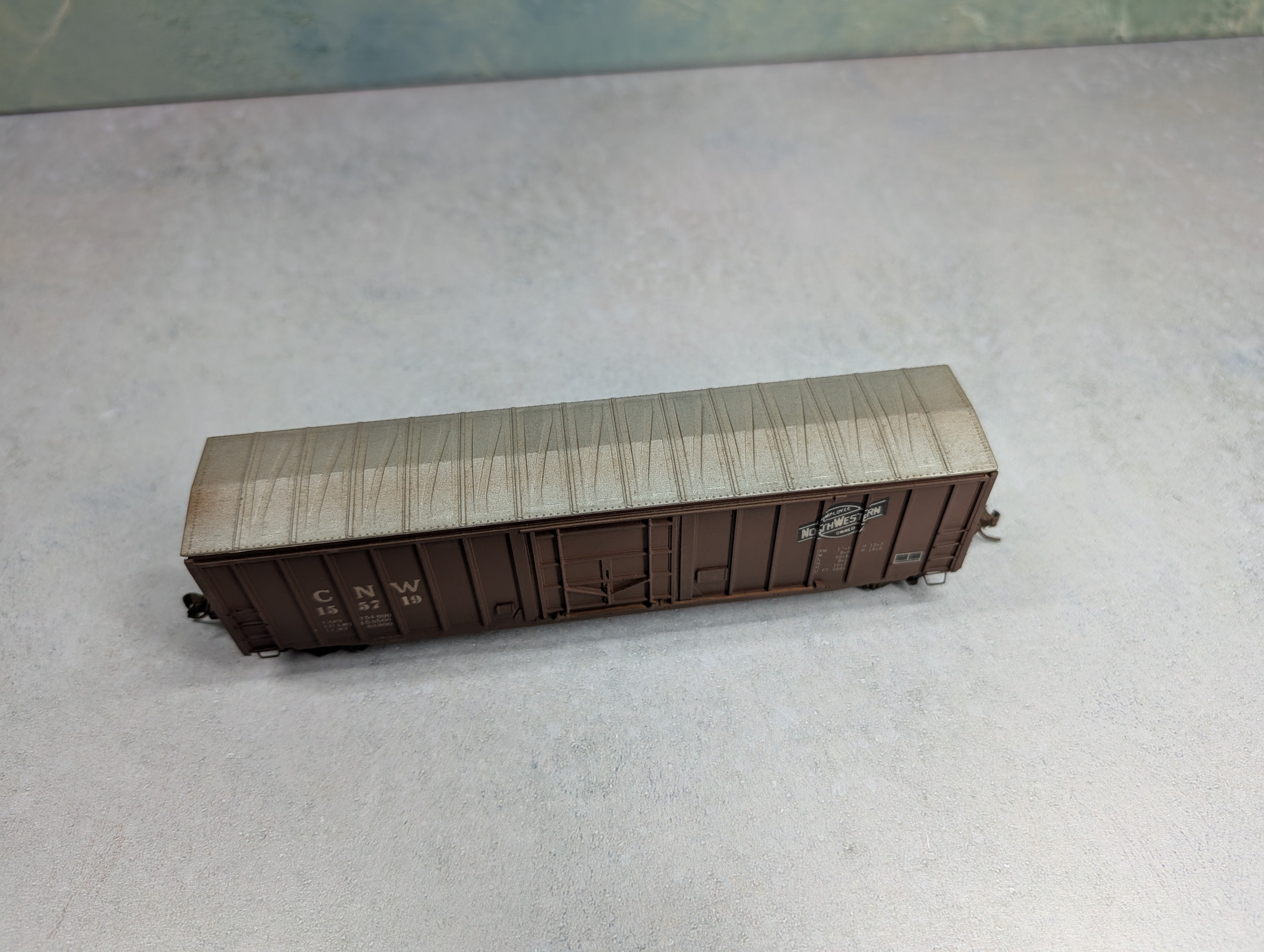 USED HO Scale 50' Box Car Chicago & North Western CNW #155719 Weathered