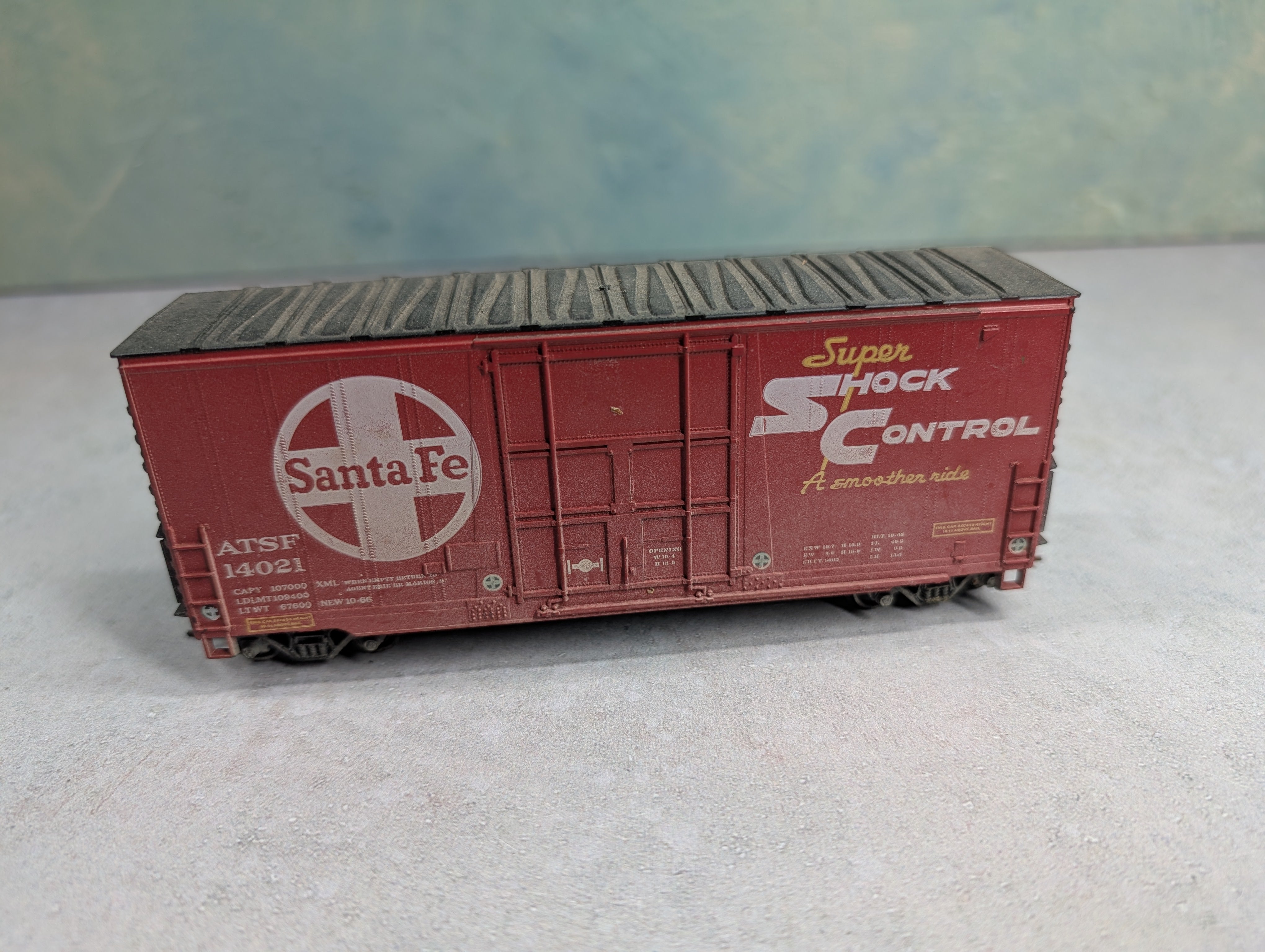 USED Athearn HO Scale HI-Cube Box Car Santa Fe ATSF #14021 Weathered