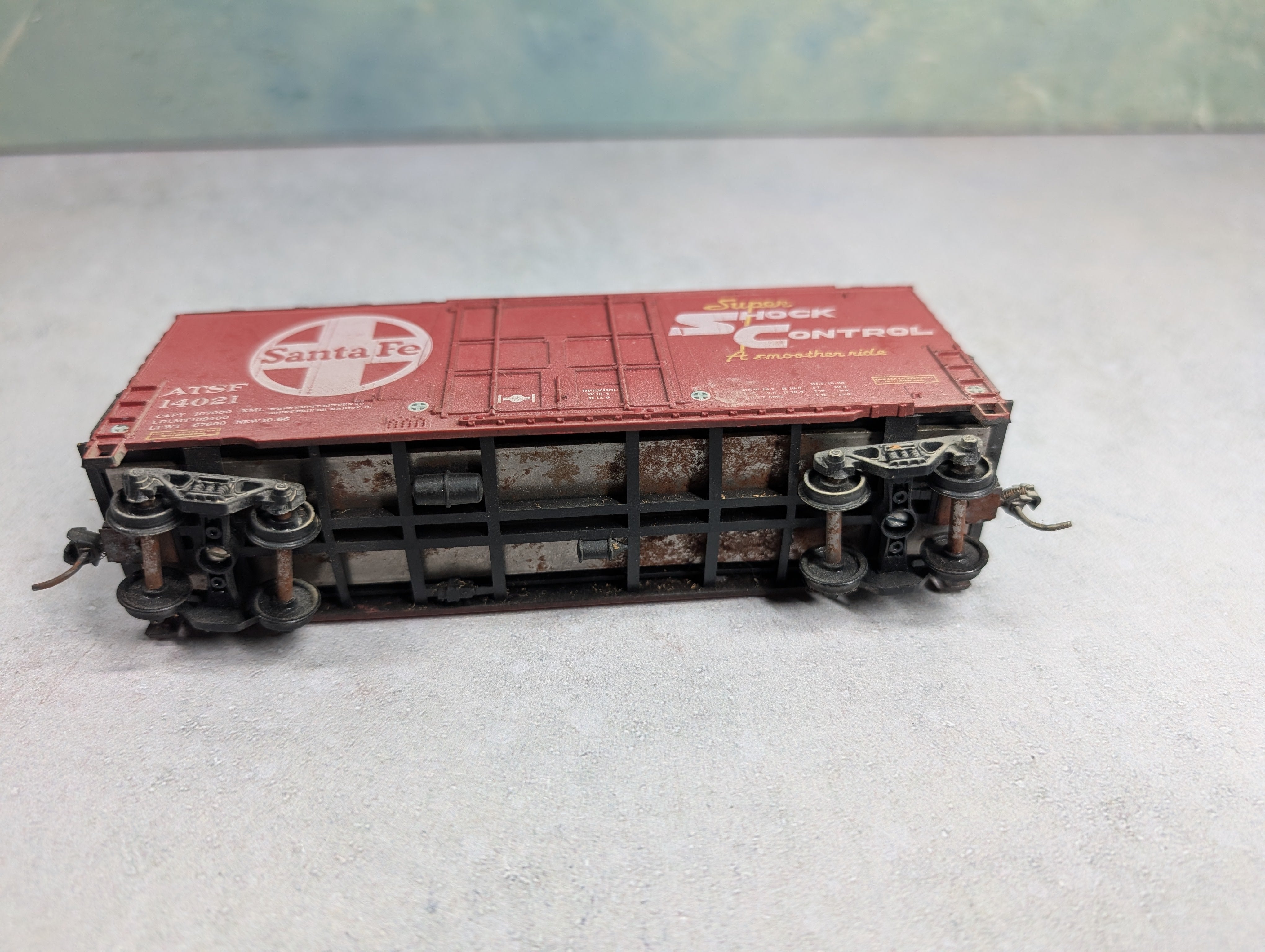USED Athearn HO Scale HI-Cube Box Car Santa Fe ATSF #14021 Weathered