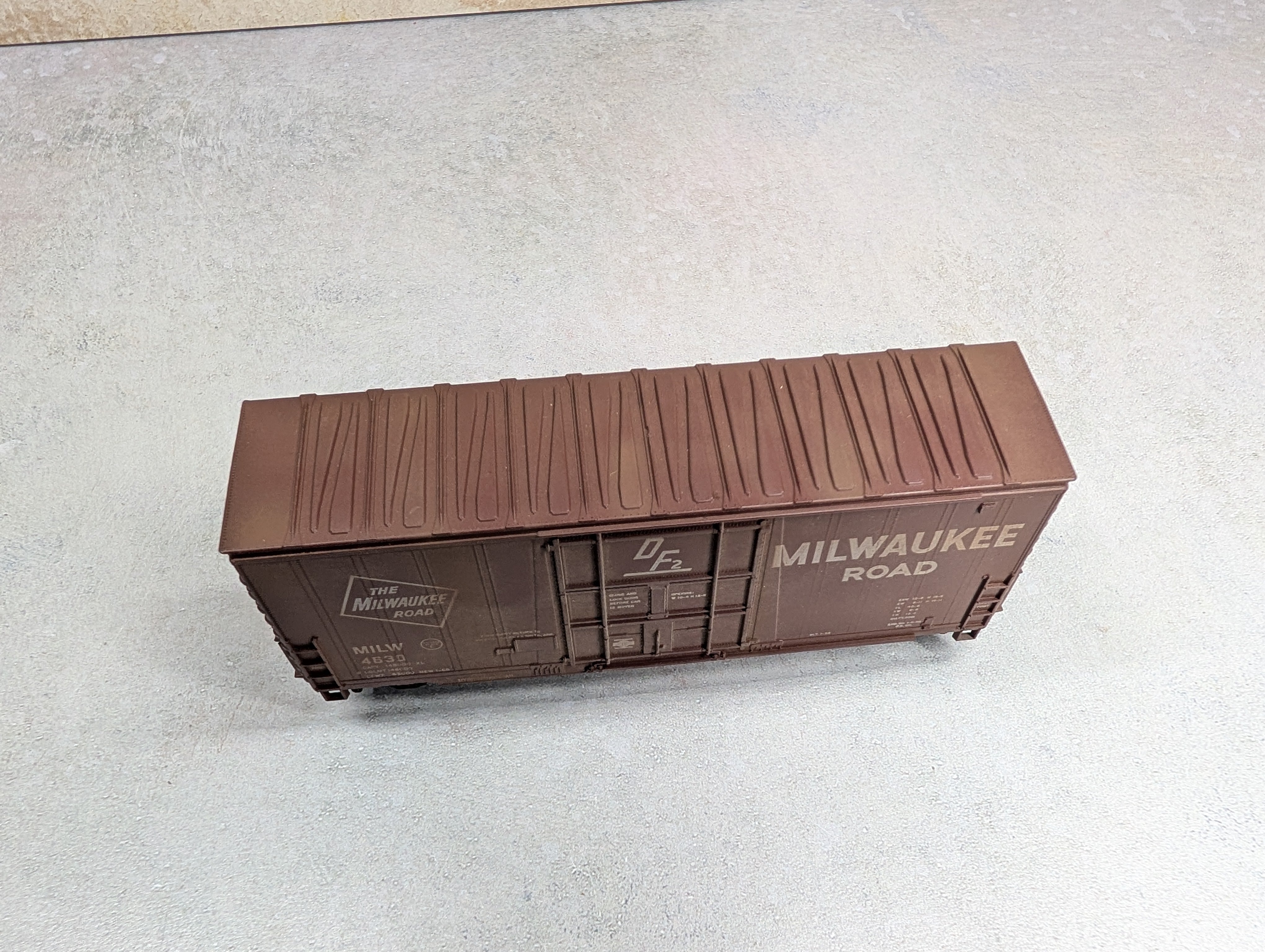 USED Athearn HO Scale 40' HI-Cube Box Car Milwaukee Road MILW #4630 Beautiful Weathering