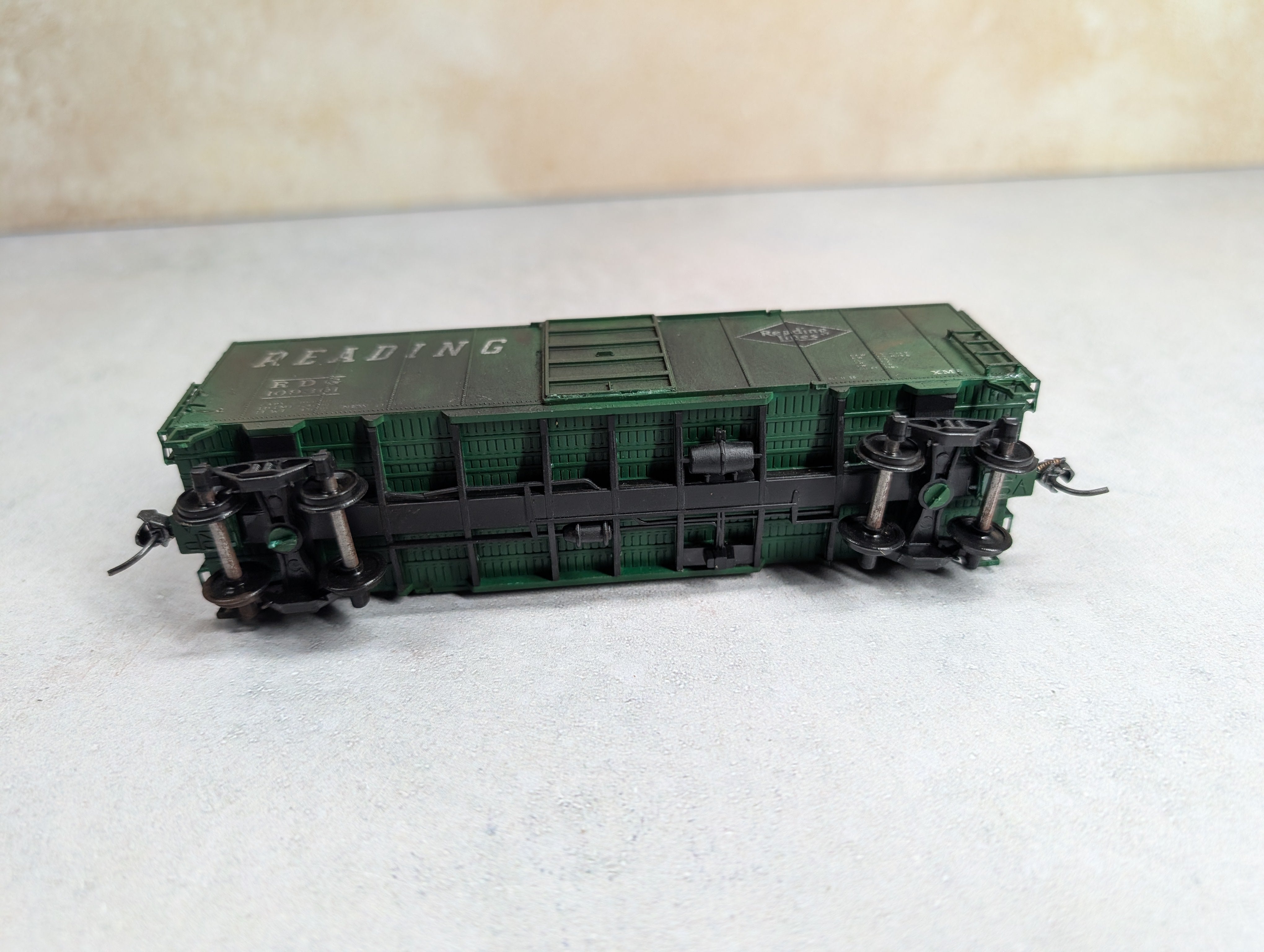 USED Front Range Products HO Scale 40' Box Car Reading RDG #109301 Beautiful Weathering