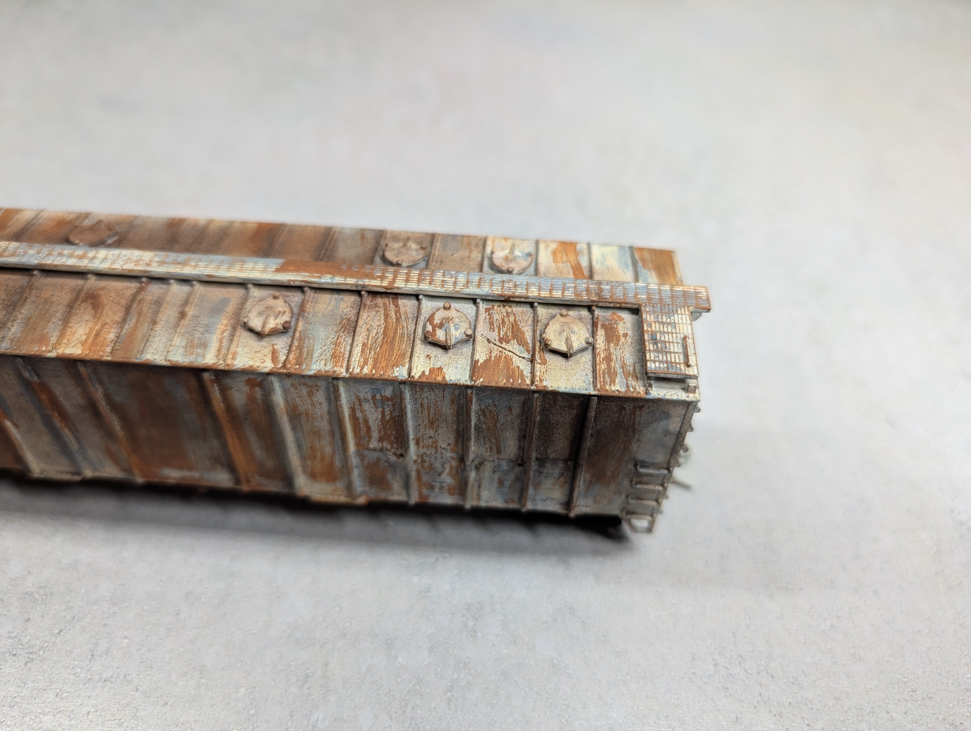 USED HO Scale Beautifully Weathered Covered Hopper