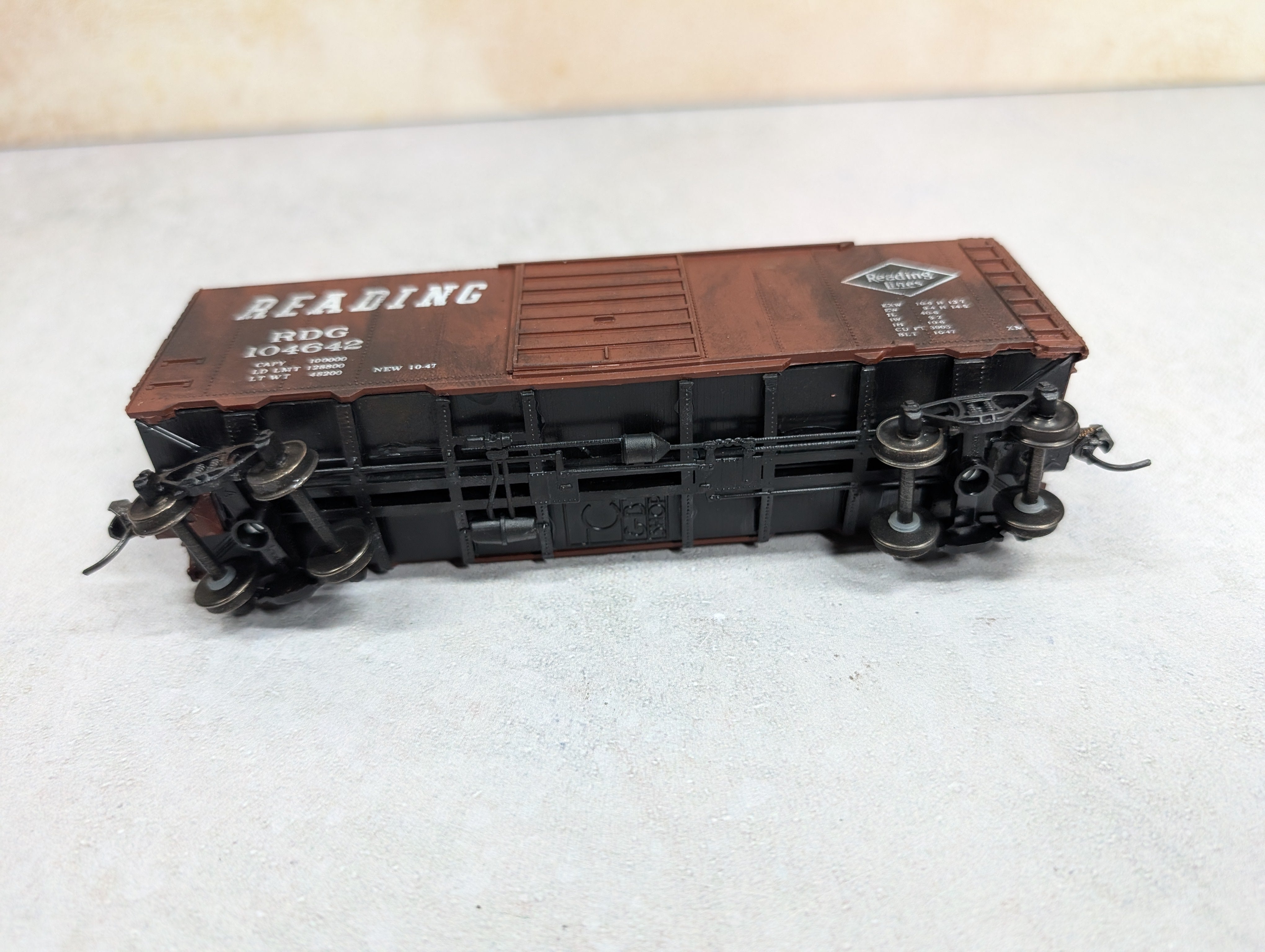 USED C&BT SHOPS HO Scale Beautifully Weathered 40' Box Car Reading RDG #104642