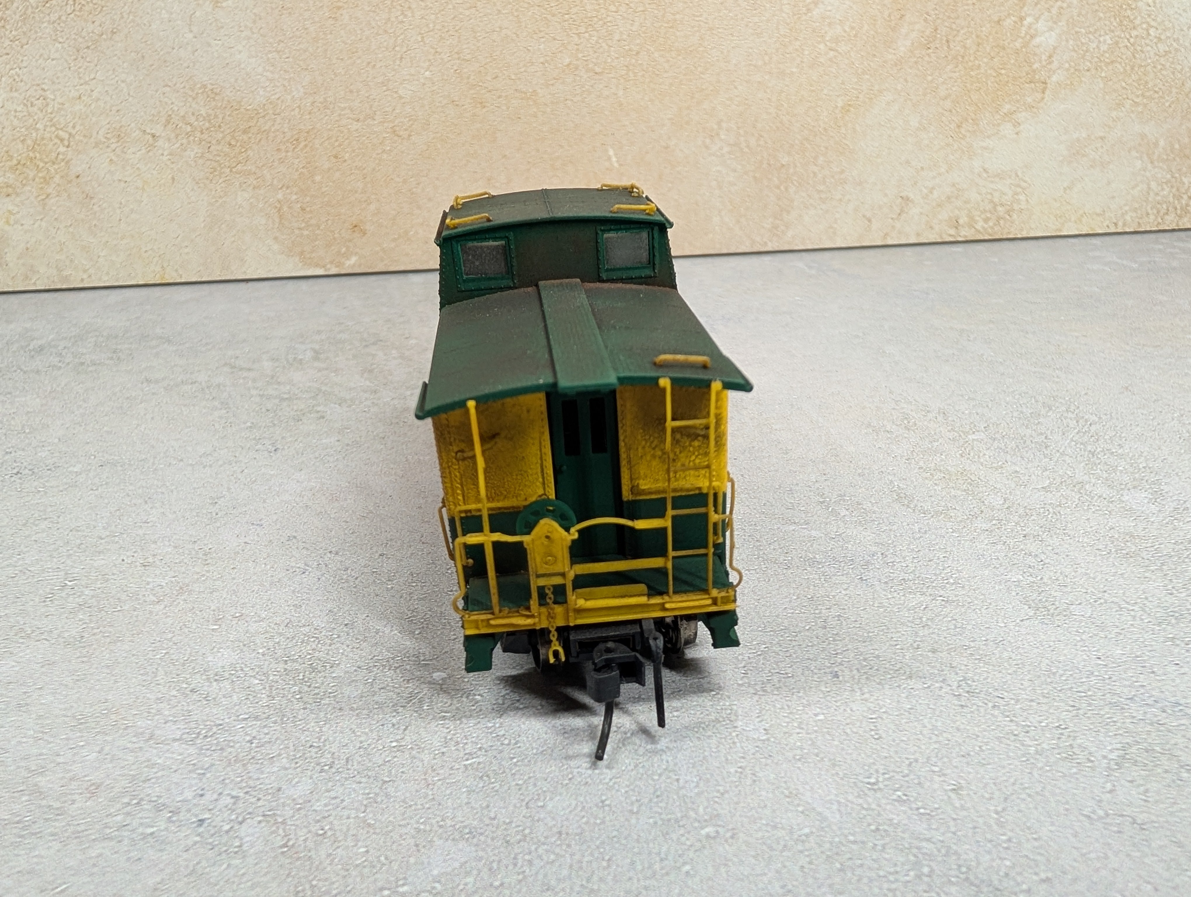 USED Life-Like HO Scale Beautifully Weathered Caboose Reading #92865 Proto2000