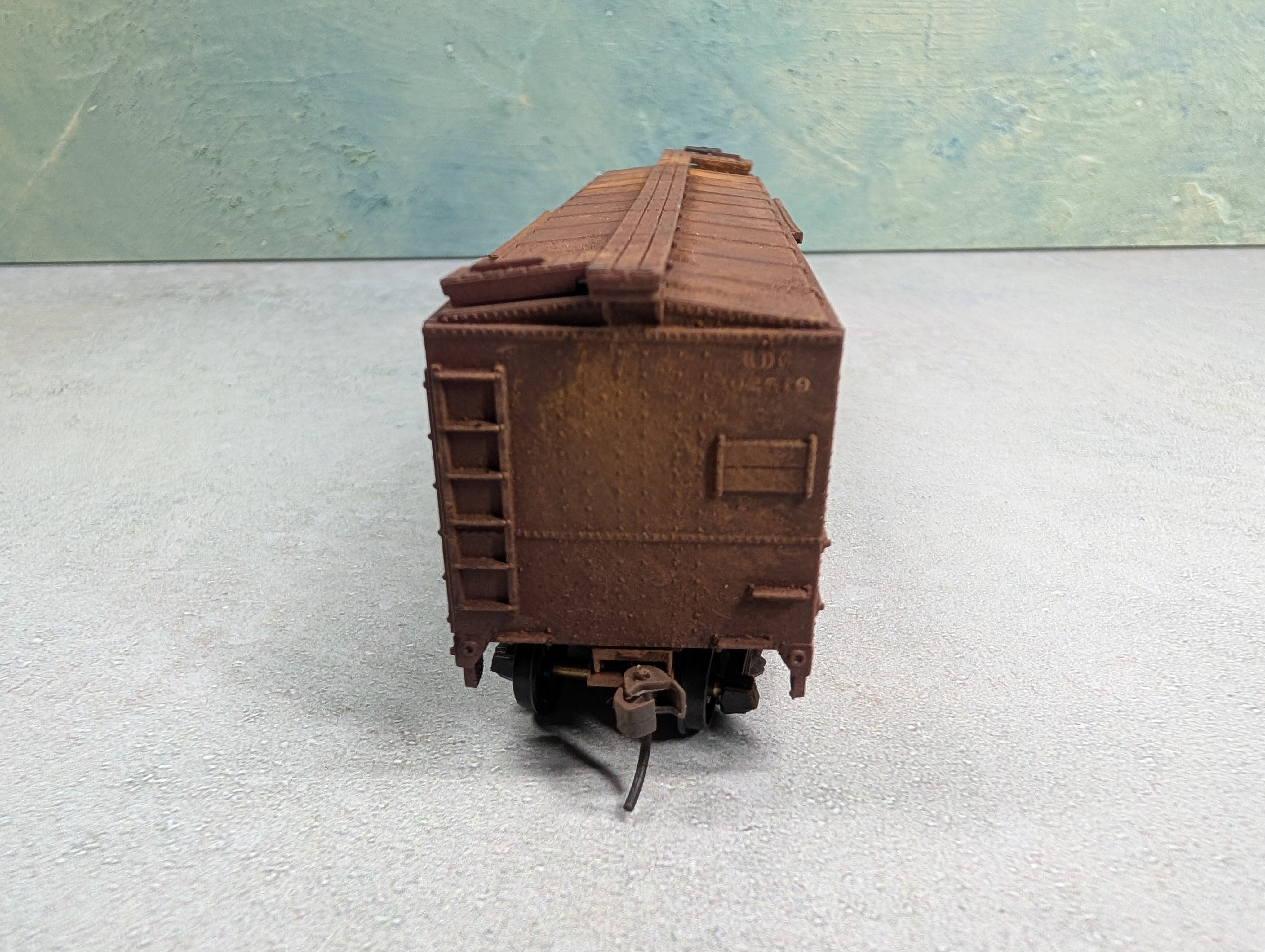 USED Walthers HO Scale Beautifully Weathered Box Car Reading #102519