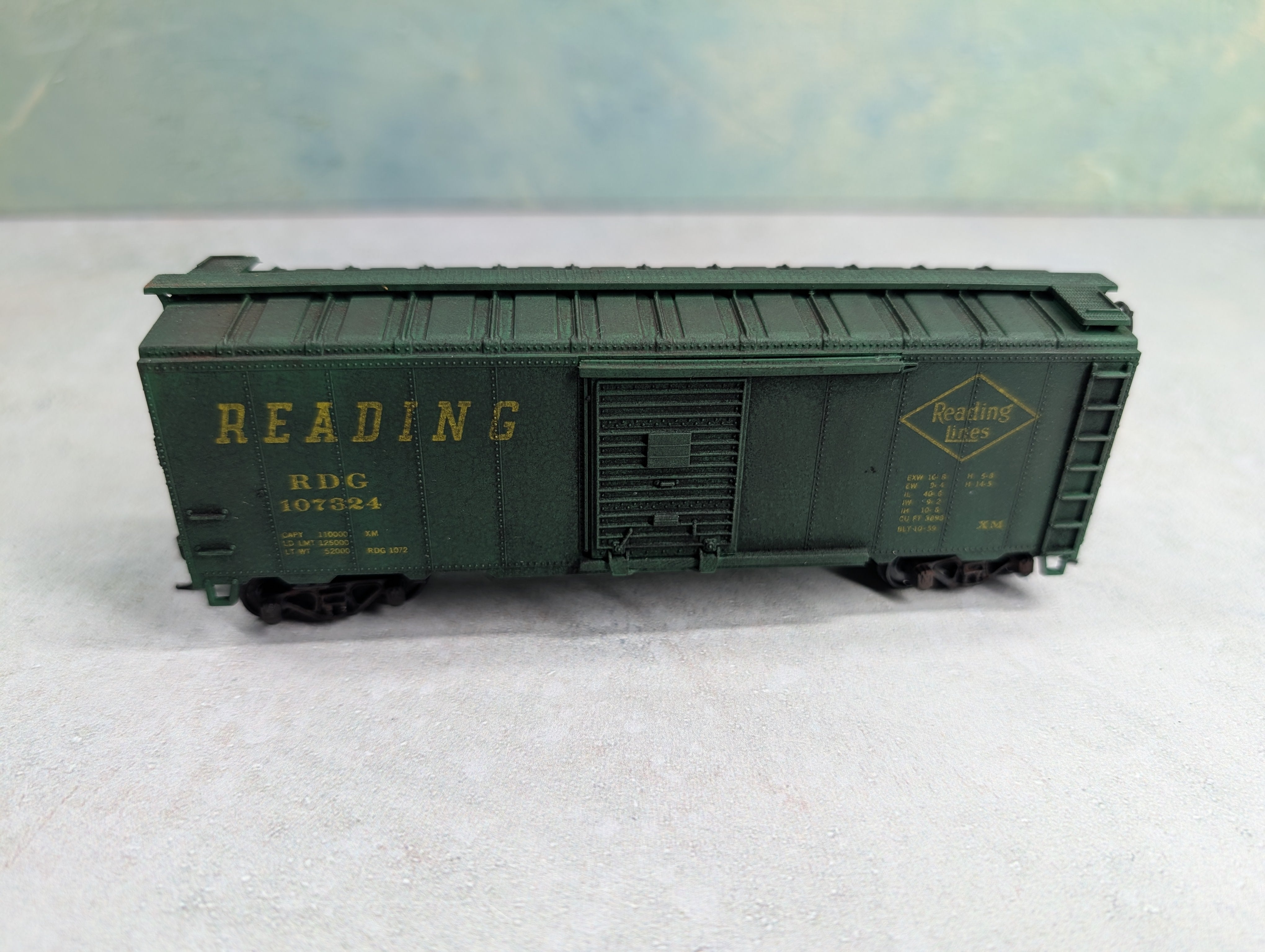 USED Athearn HO Scale Beautifully Weathered Box Car Reading RDG #107324