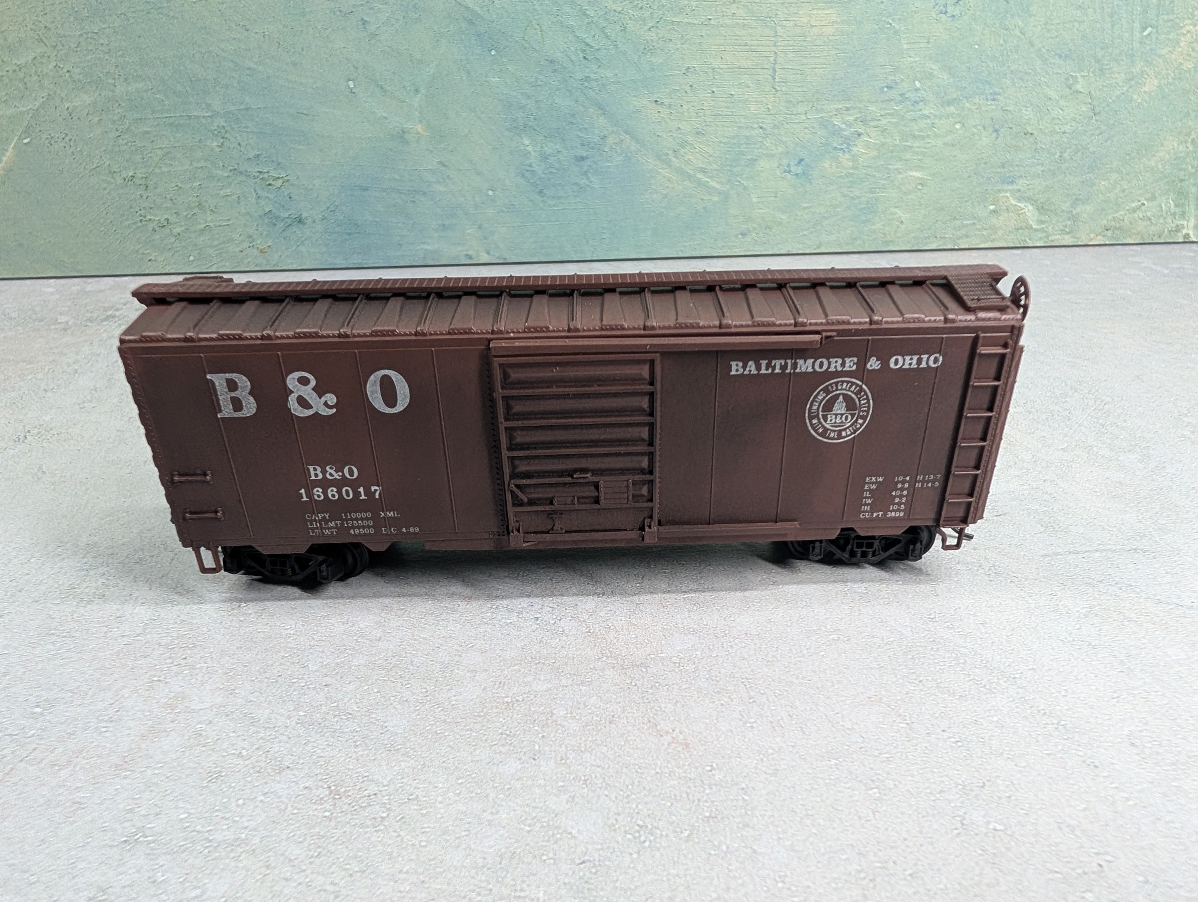 USED HO Scale Beautifully Weathered Box Car Baltimore and Ohio B&O #166017