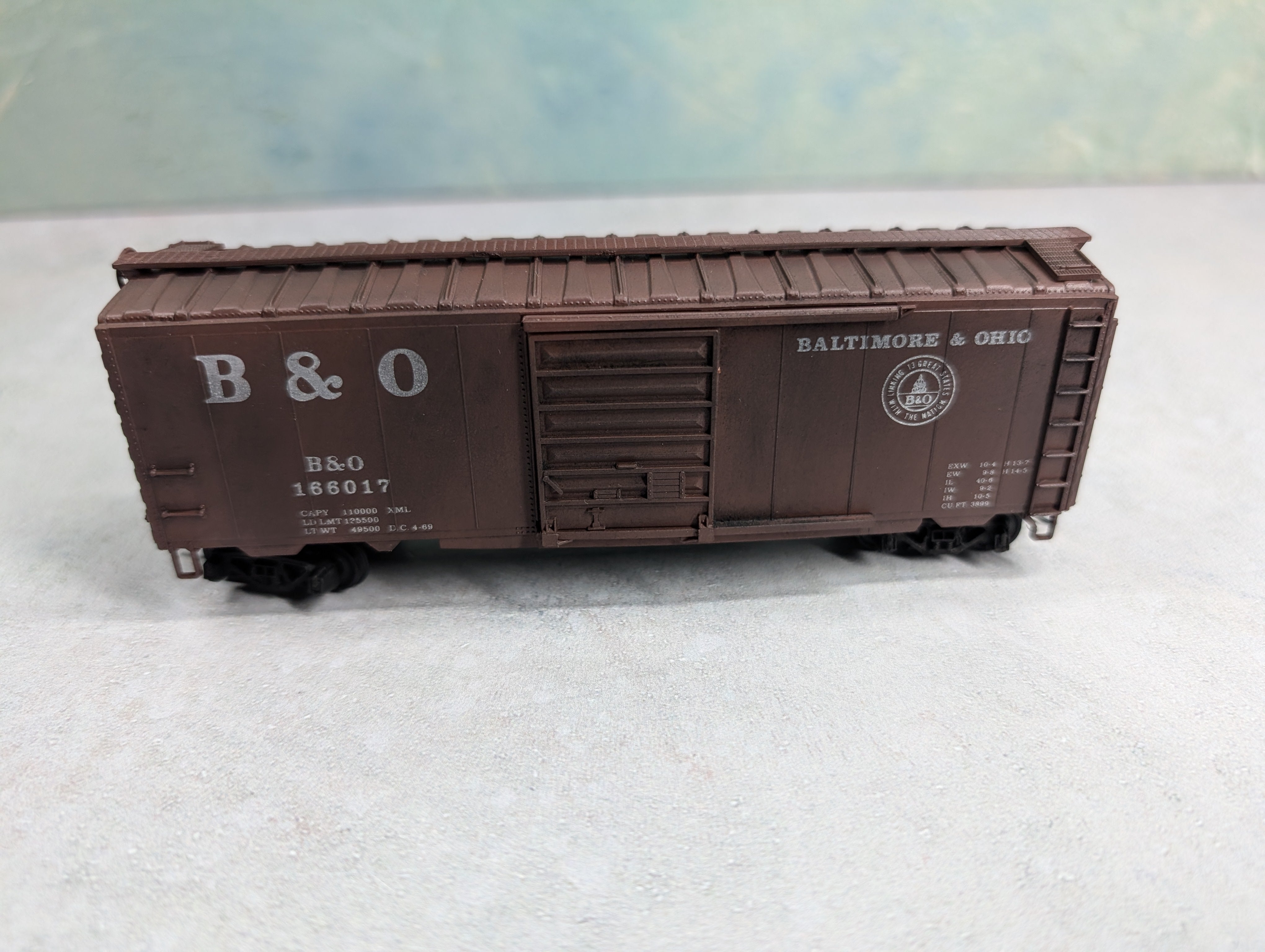 USED HO Scale Beautifully Weathered Box Car Baltimore and Ohio B&O #166017