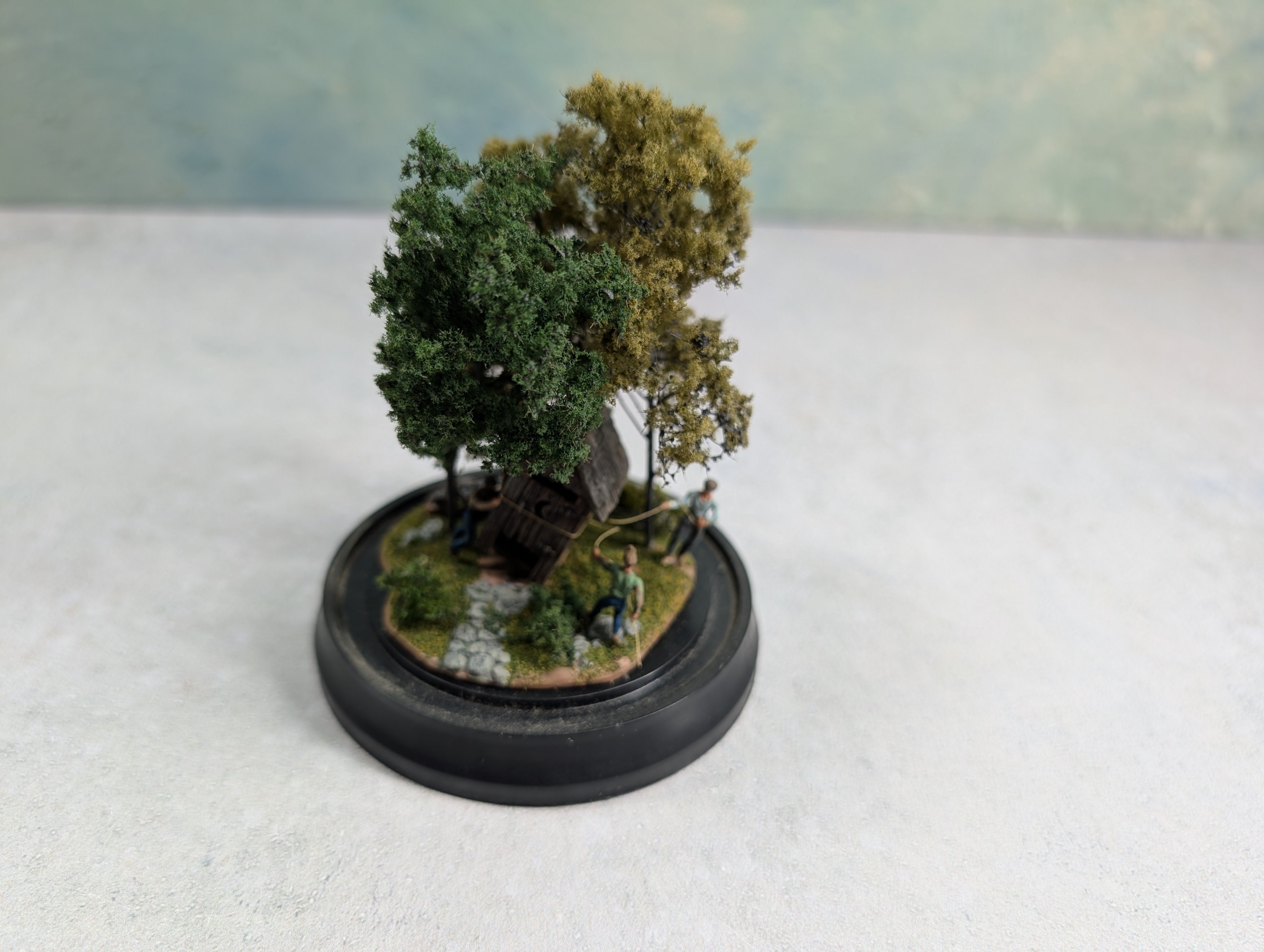 USED Woodland Scenics HO Scale Mini-Scene Outhouse Mischief w/ Glass Dome Display, Metal