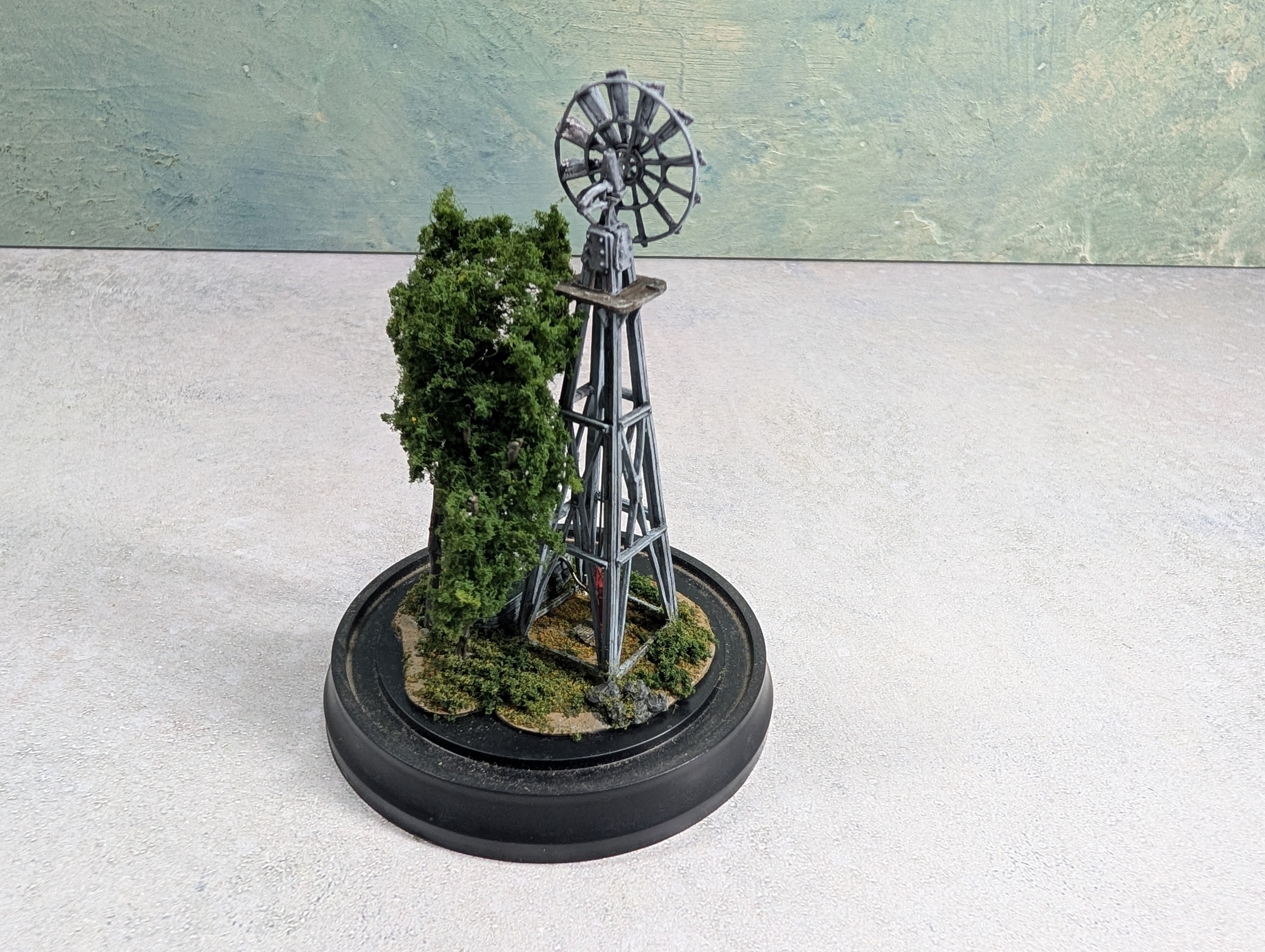 USED Woodland Scenics HO Scale Mini-Scene The Windmill w/ Glass Dome Display, Metal
