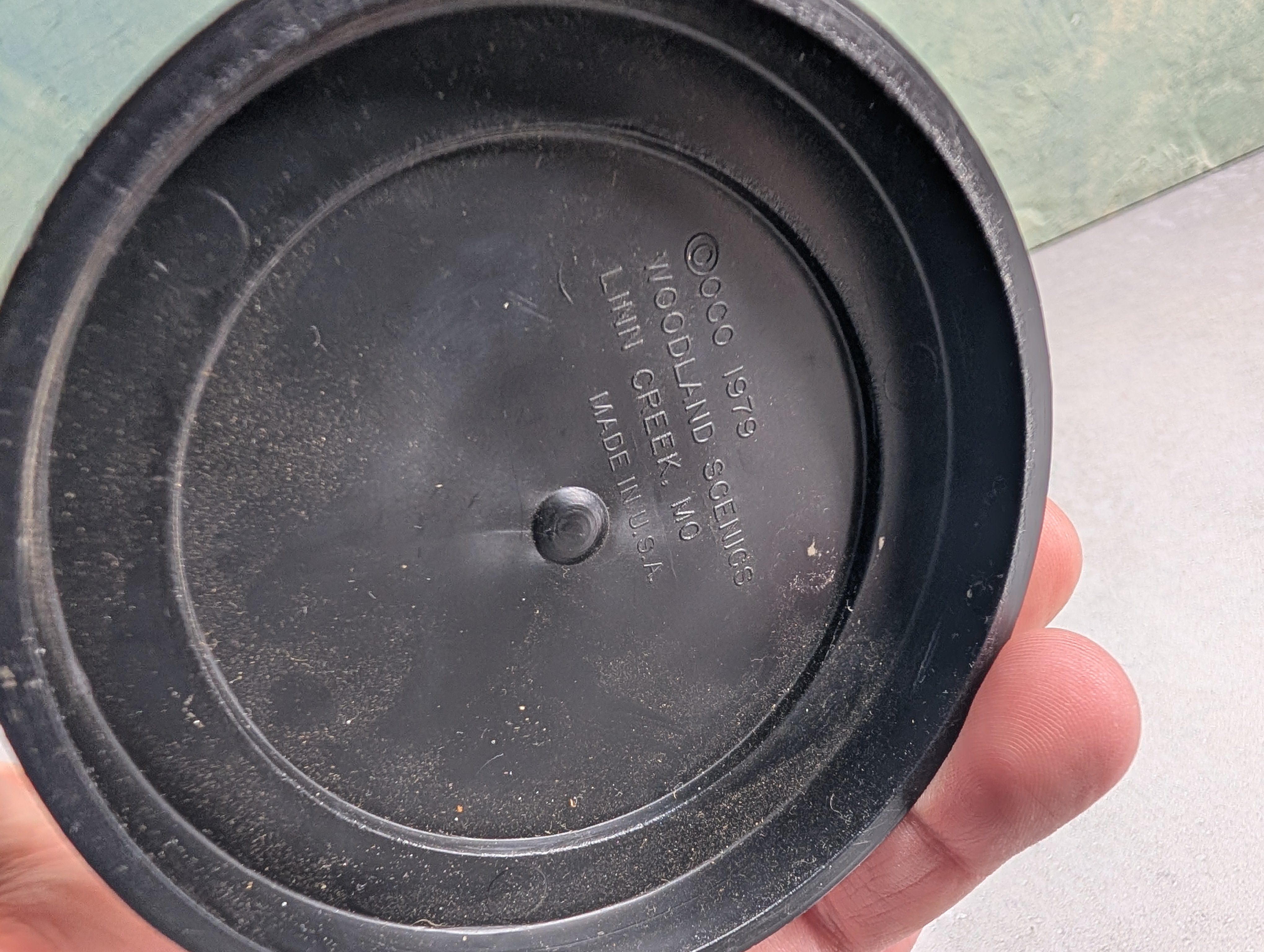 USED Woodland Scenics HO Scale Mini-Scene The Windmill w/ Glass Dome Display, Metal