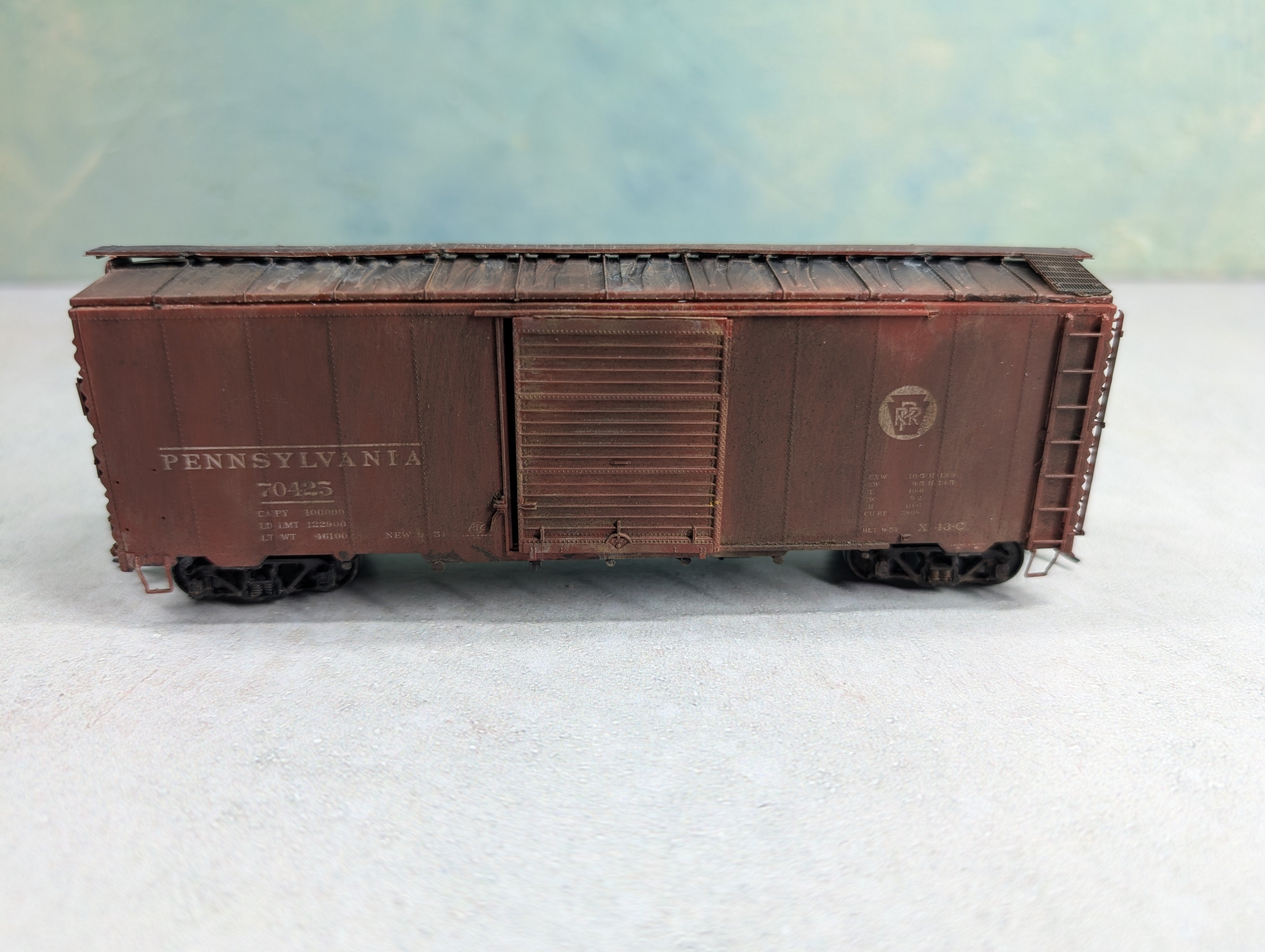 USED Branchline HO Scale Beautifully Weathered AAR 40' Box Car Pennsylvania PRR #70425