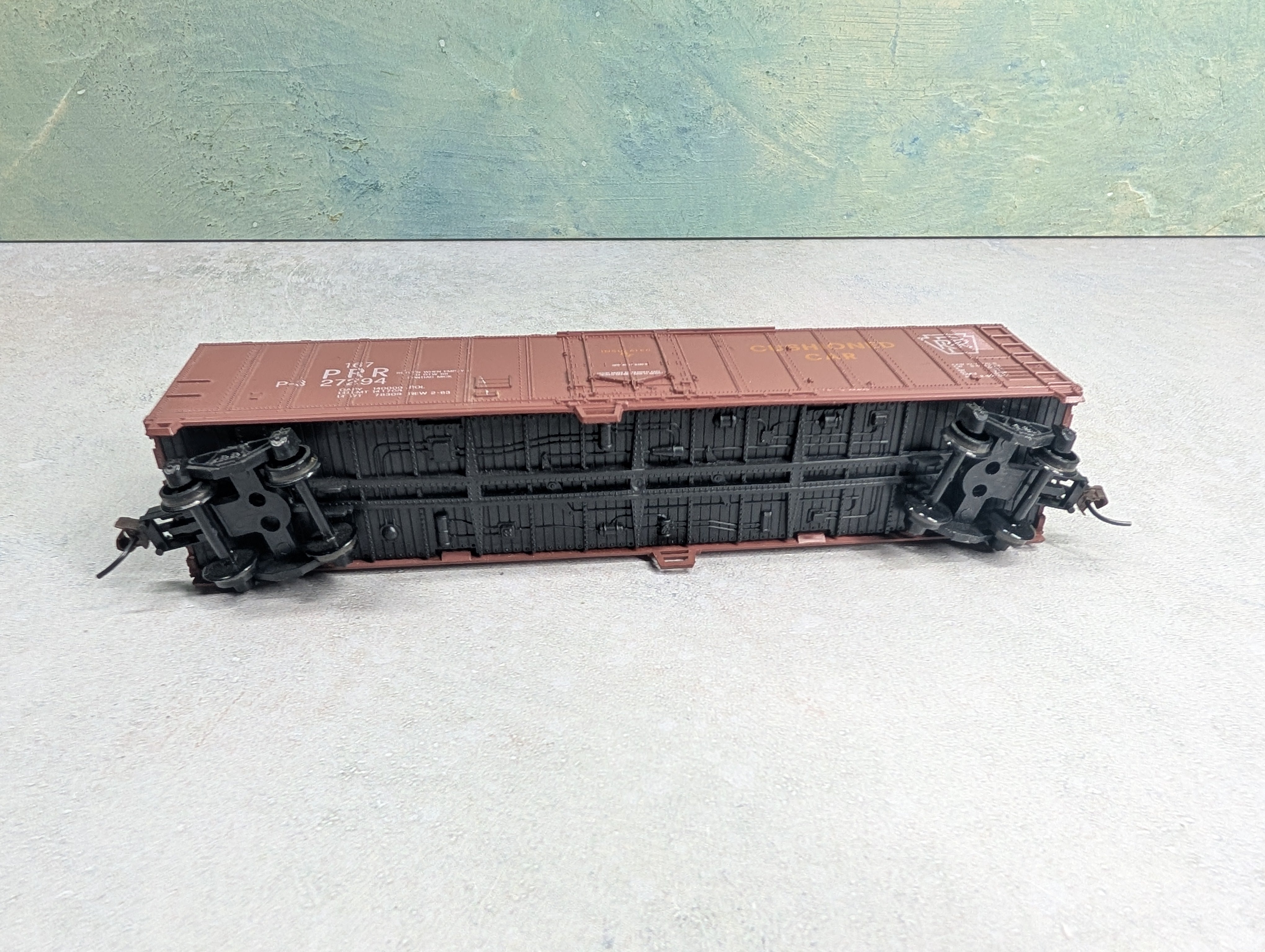 USED Lima HO Scale 50' Box Car Pennsylvania PRR #27294