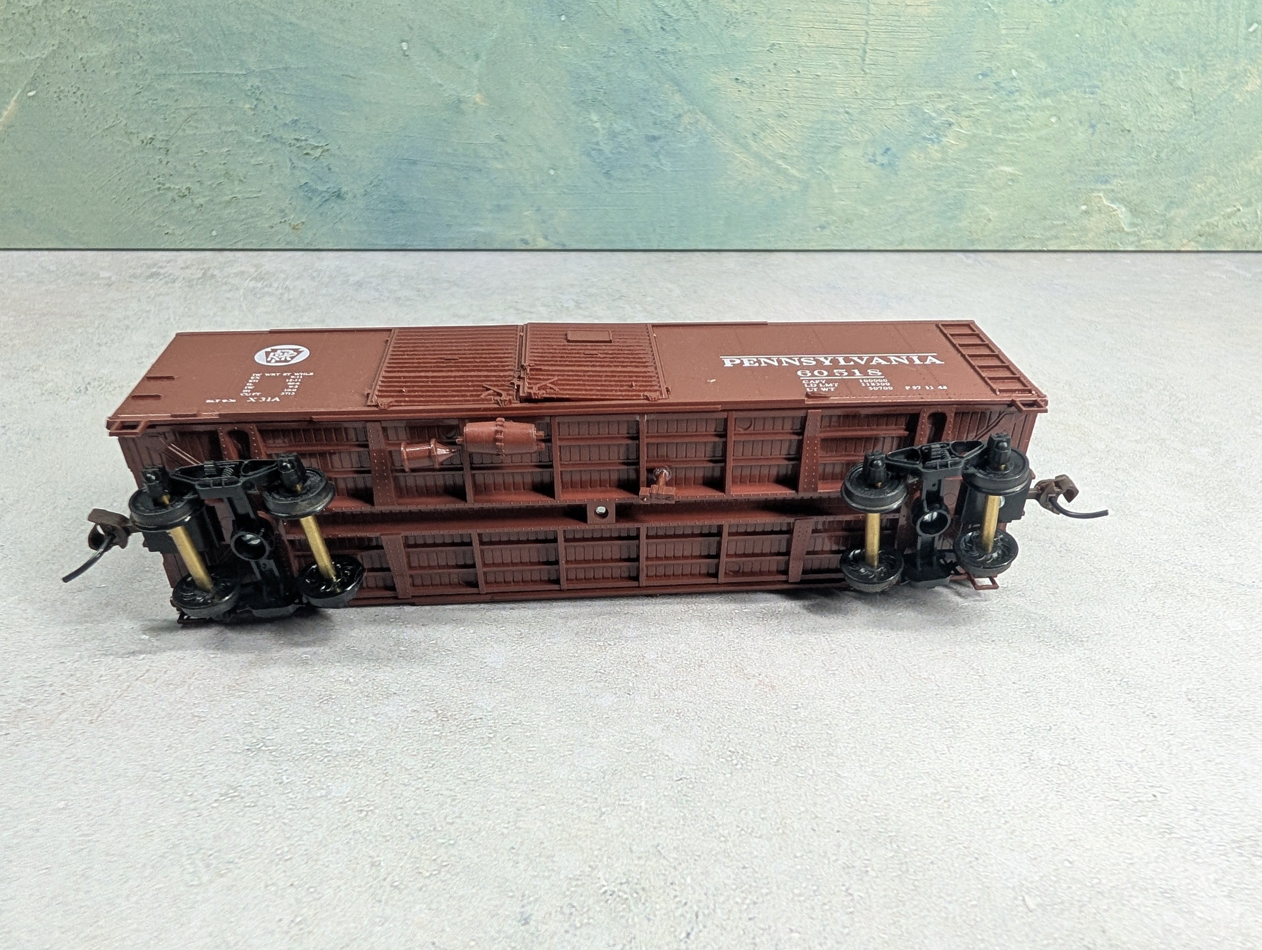 USED Bowser HO Scale Rounded Top 40' Box Car Pennsylvania PRR #60518