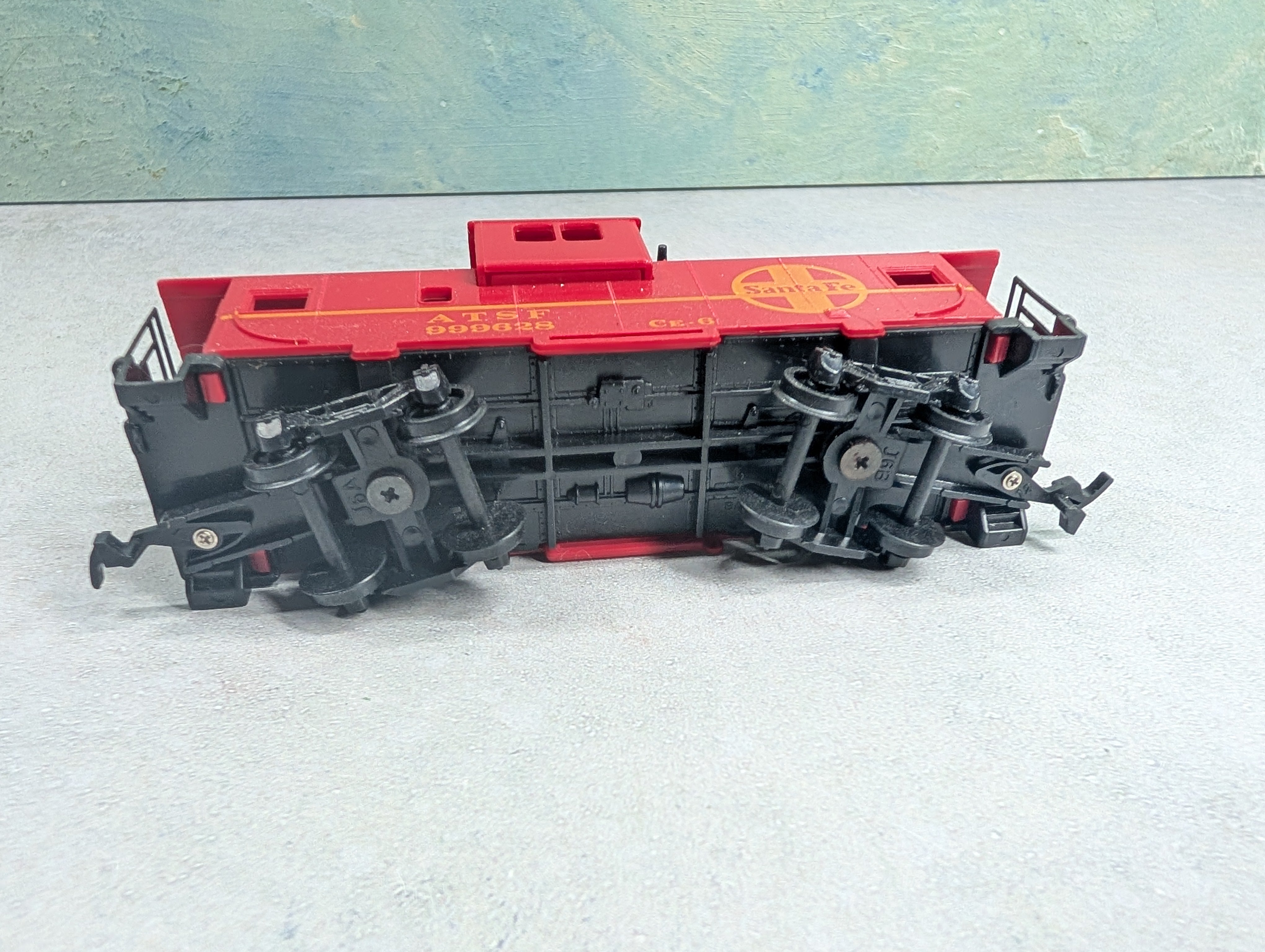 USED Bachmann HO Scale Caboose Santa Fe Red Cupola Version