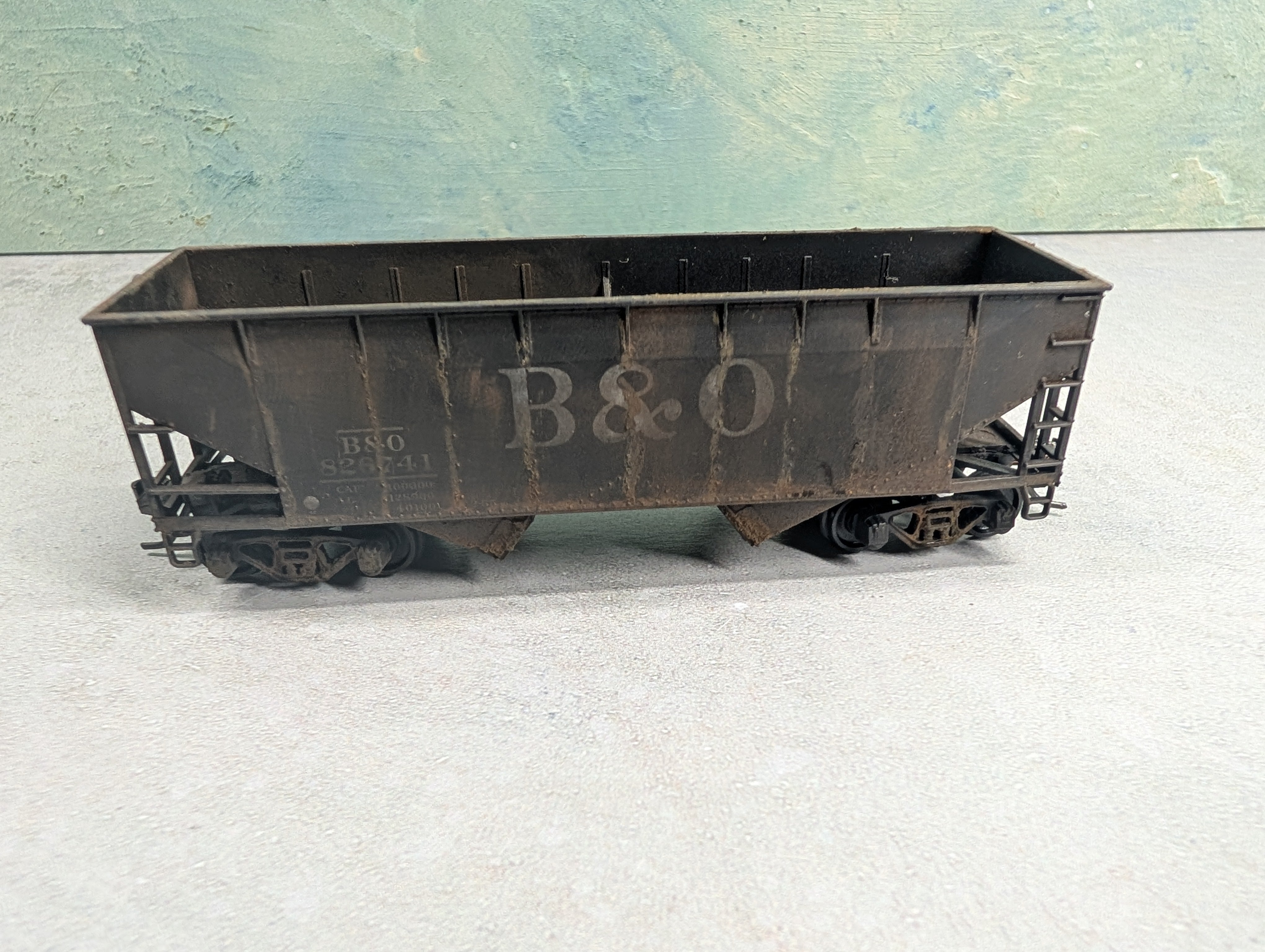 USED Athearn HO Scale 2 Bay Hopper Baltimore and Ohio B&O #826741 Weathered
