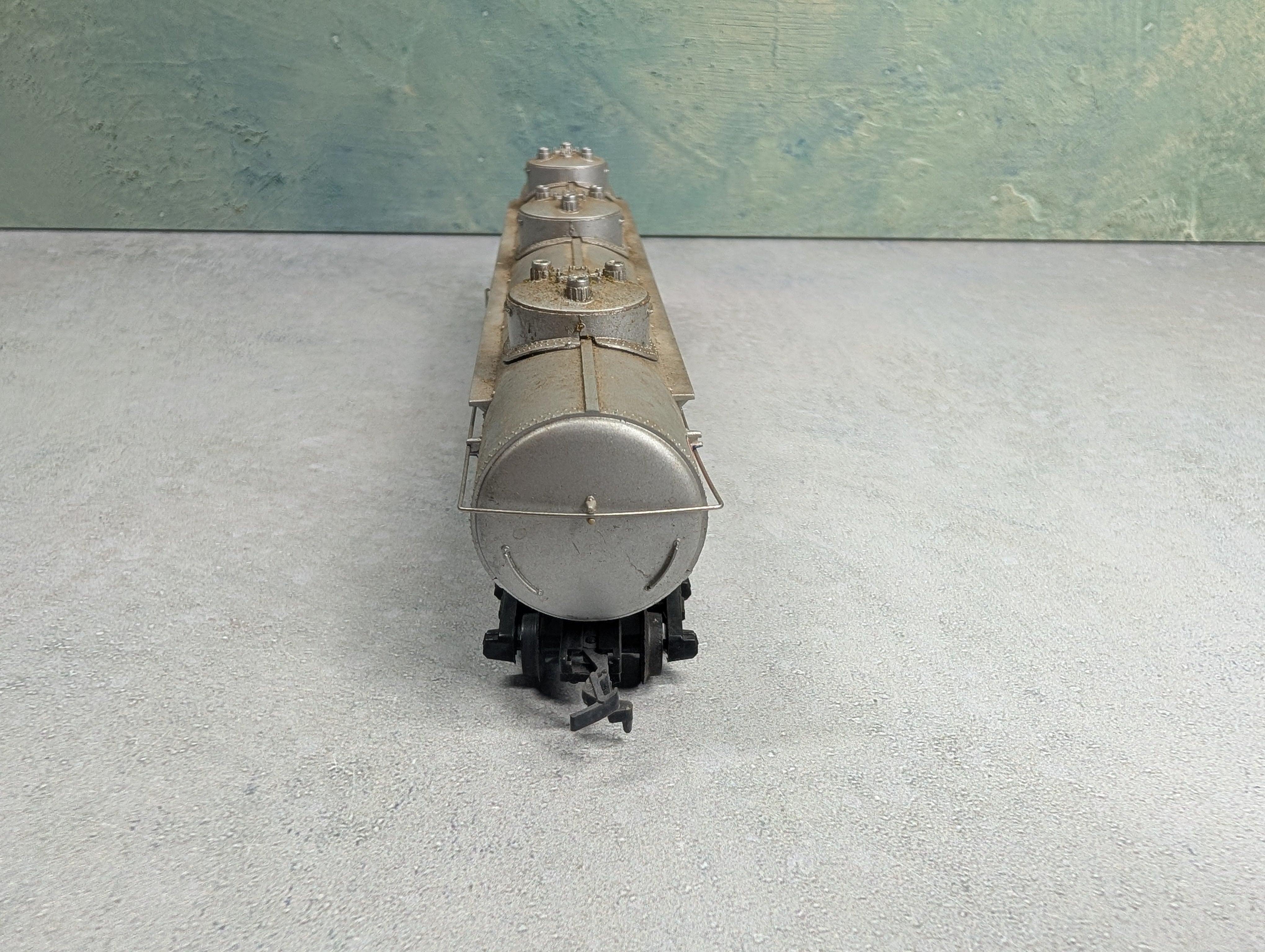 USED Tyco HO Scale Large 3 Dome Tank Car Gulf OSKX #829