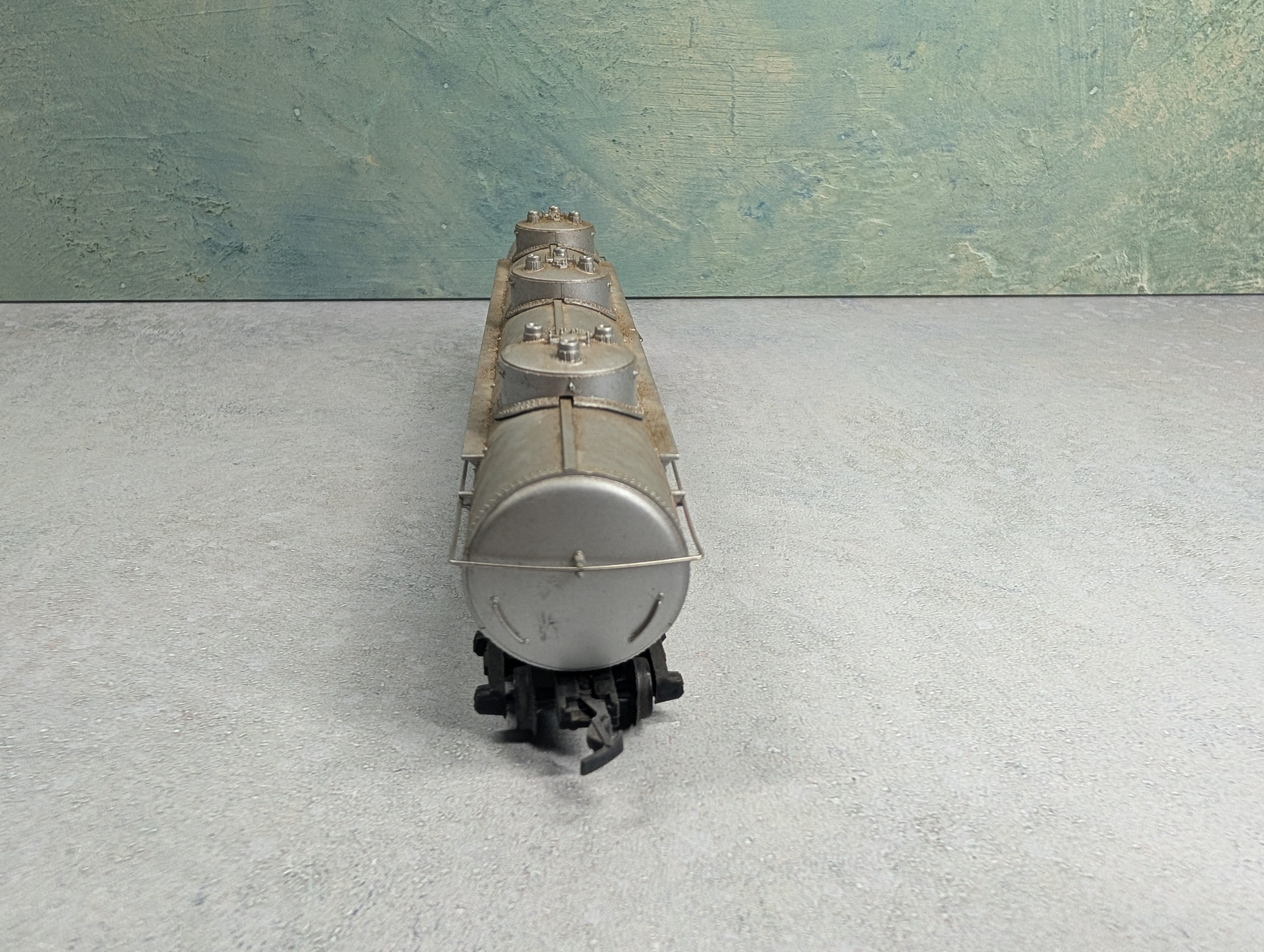 USED Tyco HO Scale Large 3 Dome Tank Car Gulf OSKX #829