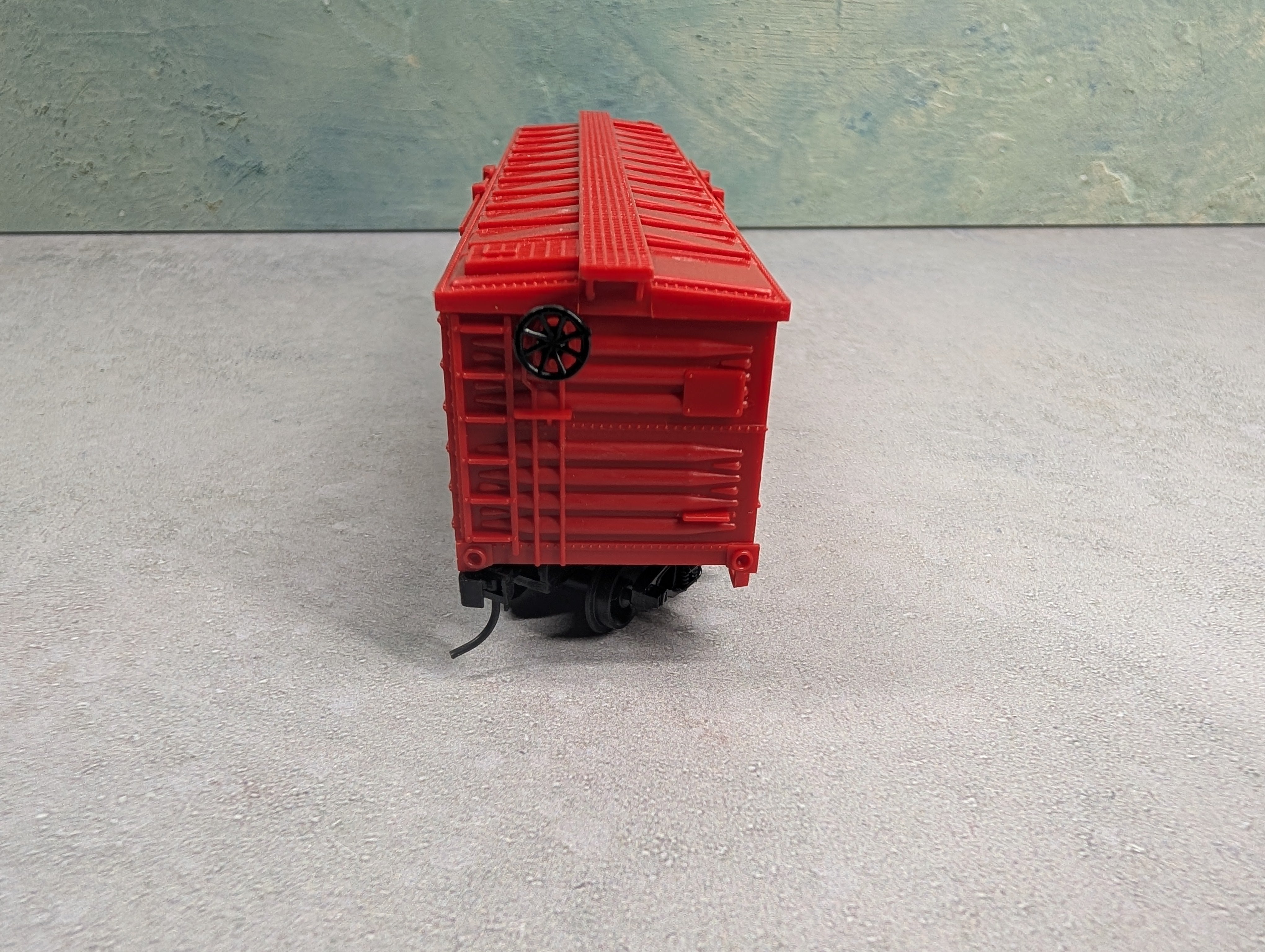 USED Life-Like HO Scale 42' Cattle Stock Car Great Northern #55924