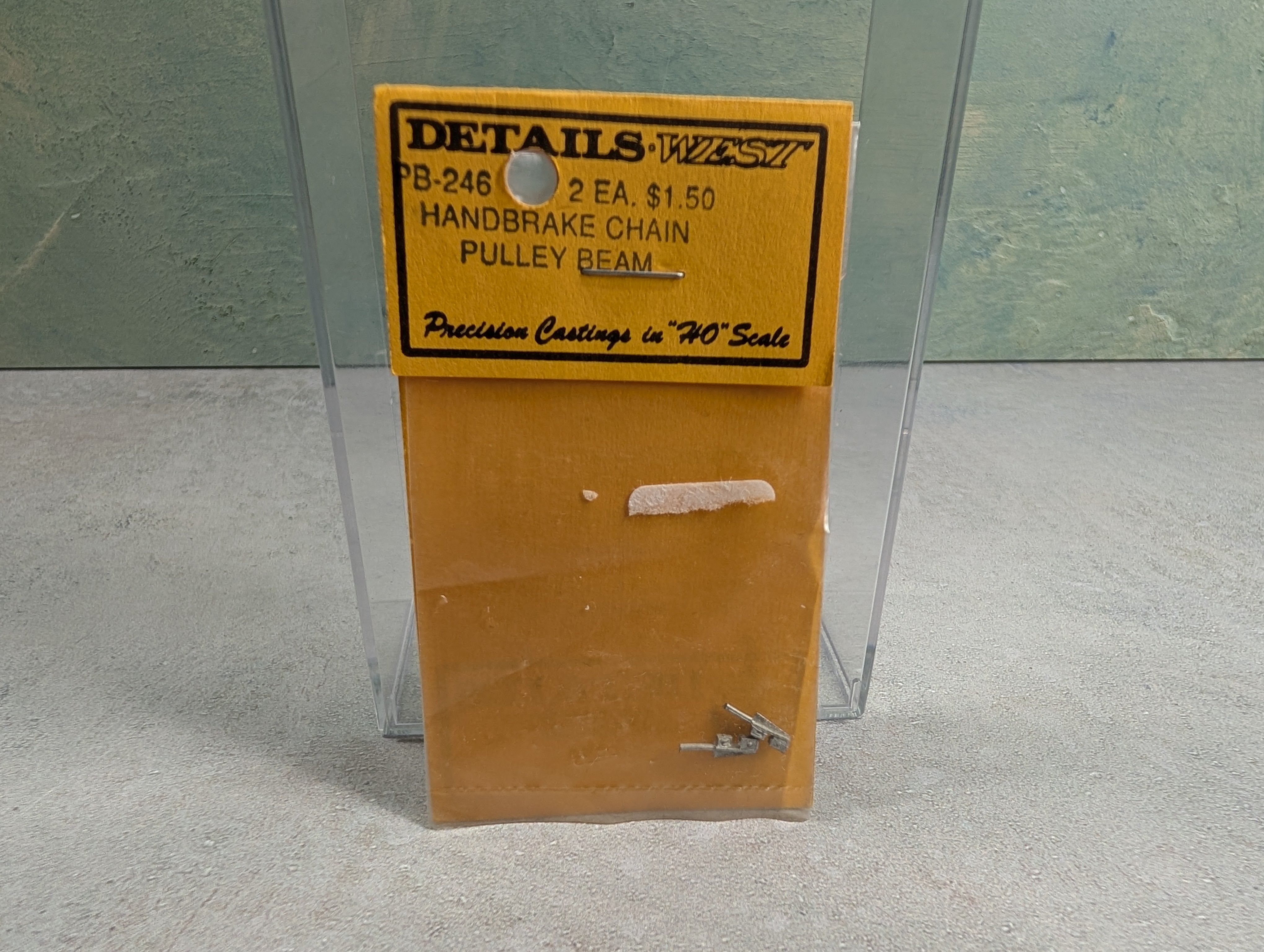 DETAILS WEST PB-246 HO Scale Handbrake Chain Pulley Beam (2 pcs)