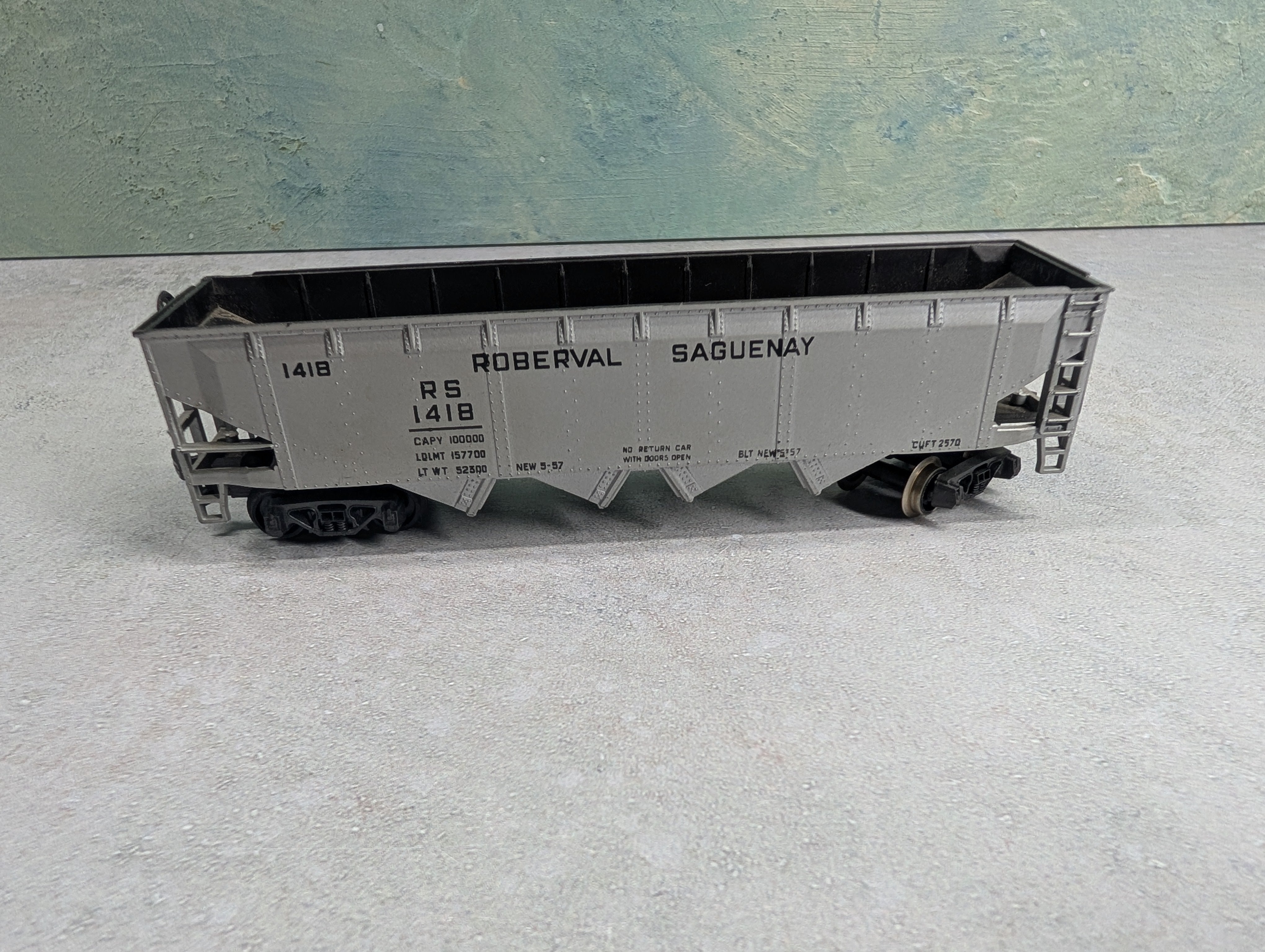 USED Rivarossi HO Scale Open Hopper Roberval and Saguenay RS #1418