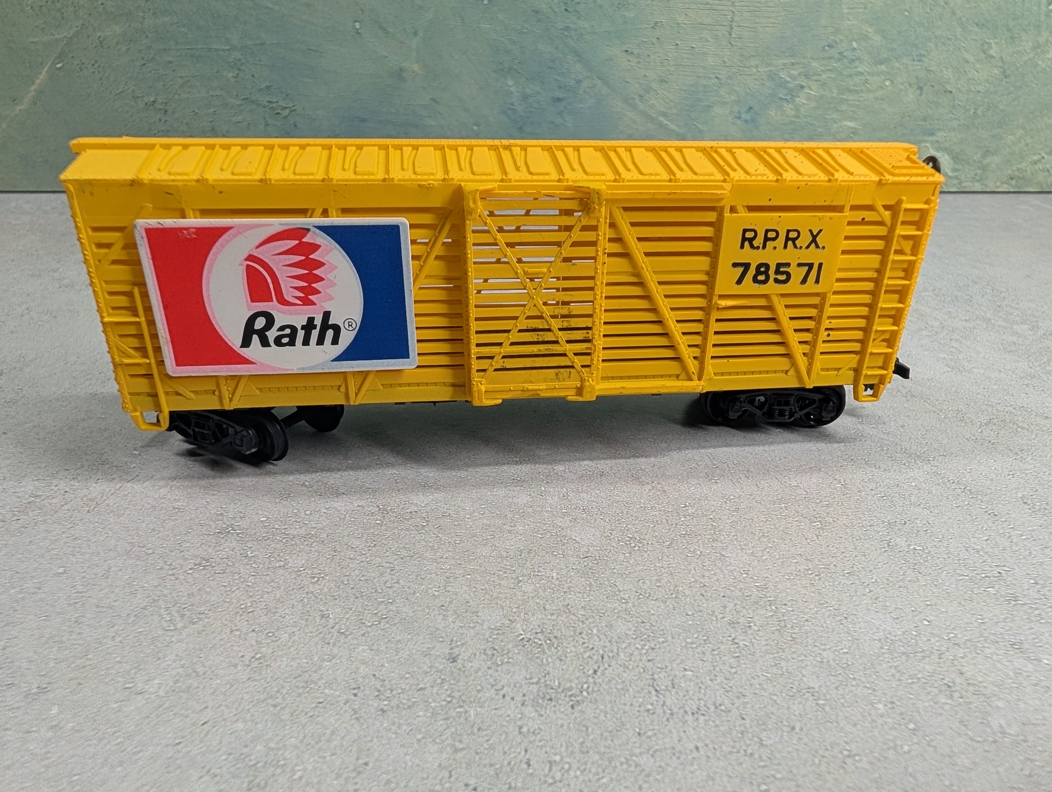 USED Lionel HO Scale 40' Cattle Stock Car Rath RPRX #78571