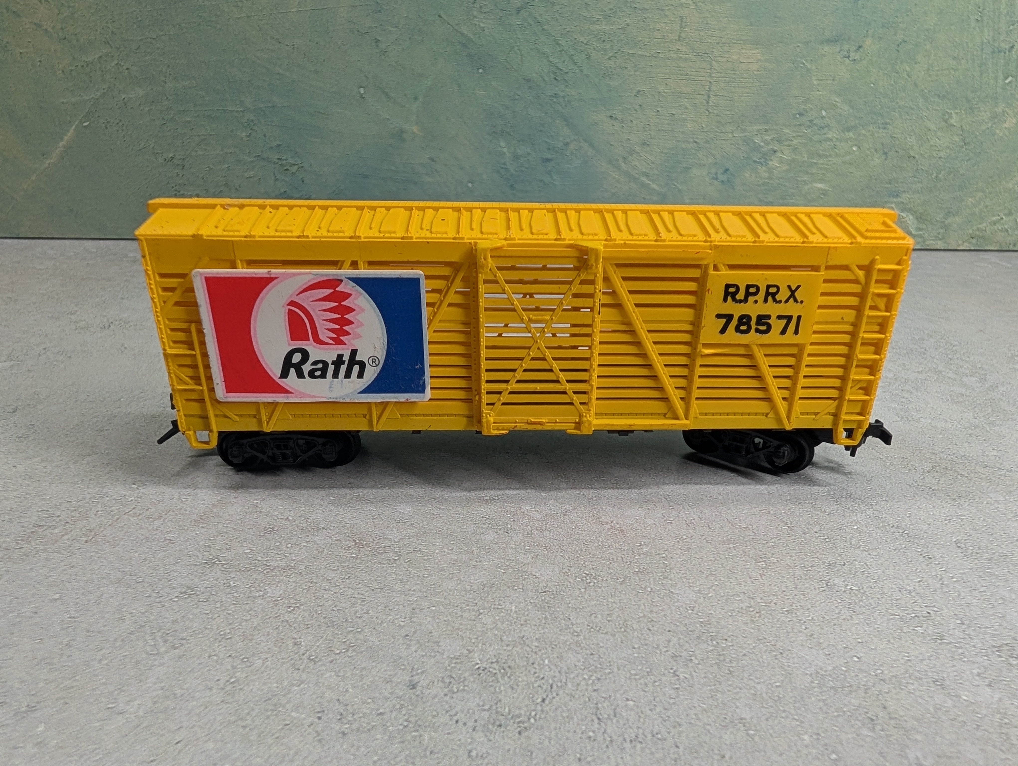 USED Lionel HO Scale 40' Cattle Stock Car Rath RPRX #78571