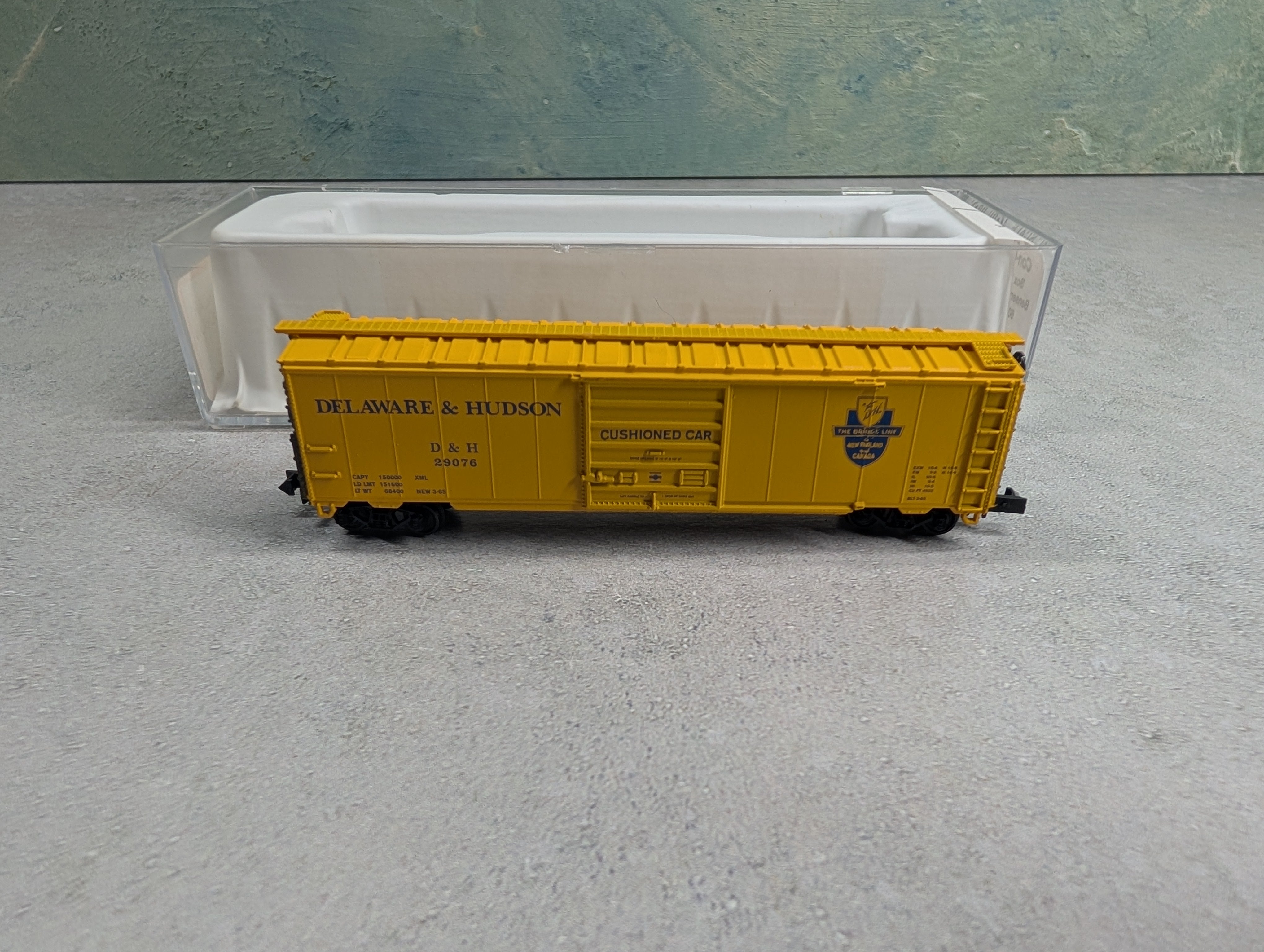 USED Con-Cor #1-041204-5 N Scale 50' Box Car Delaware and Hudson D&H #29076
