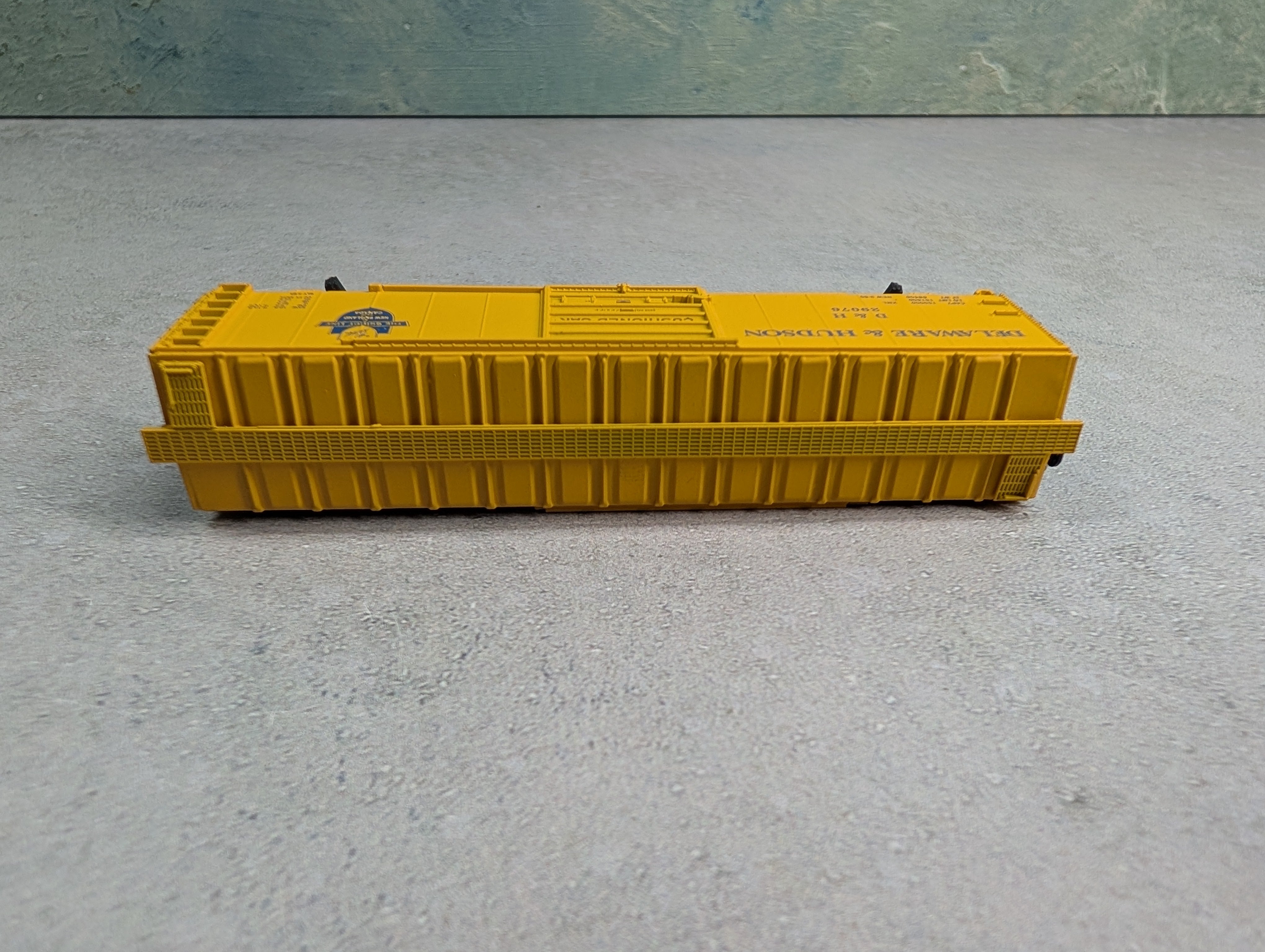 USED Con-Cor #1-041204-5 N Scale 50' Box Car Delaware and Hudson D&H #29076