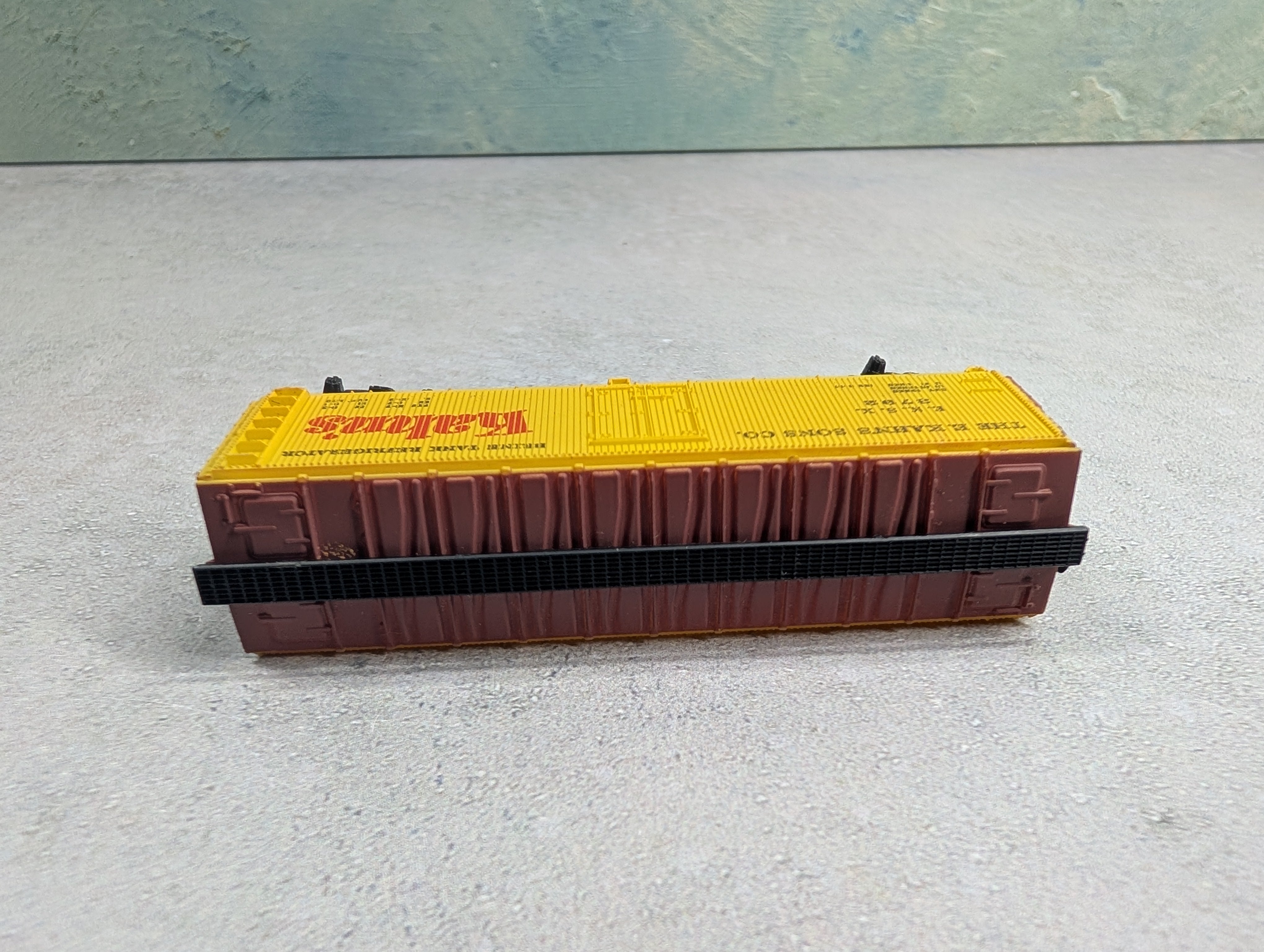 USED Bachmann N Scale Wood Reefer Box Car Kahn's EKSX #3792