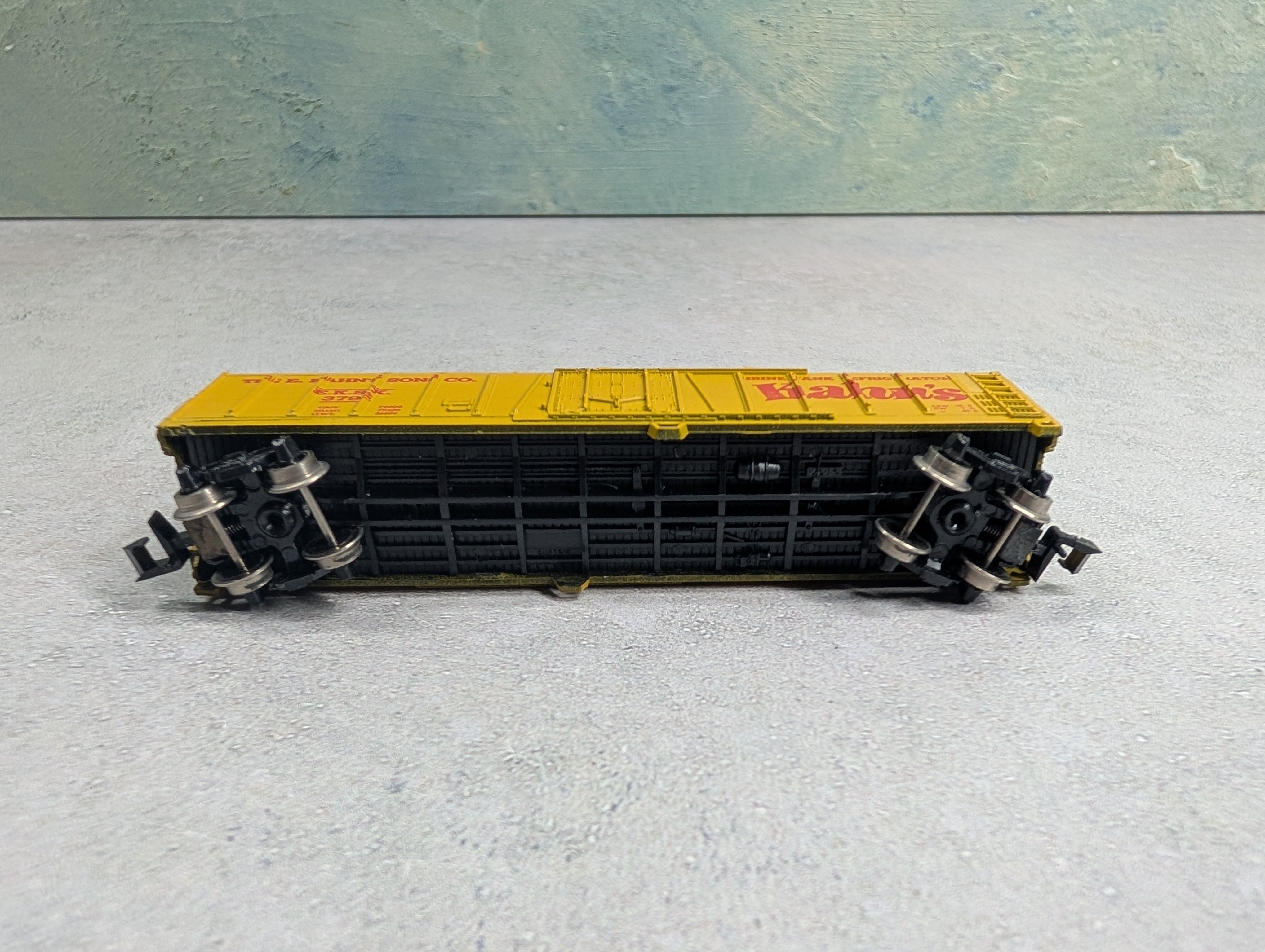 USED AHM 4454 N Scale Steel Reefer Box Car Kahn's EKSX #3792