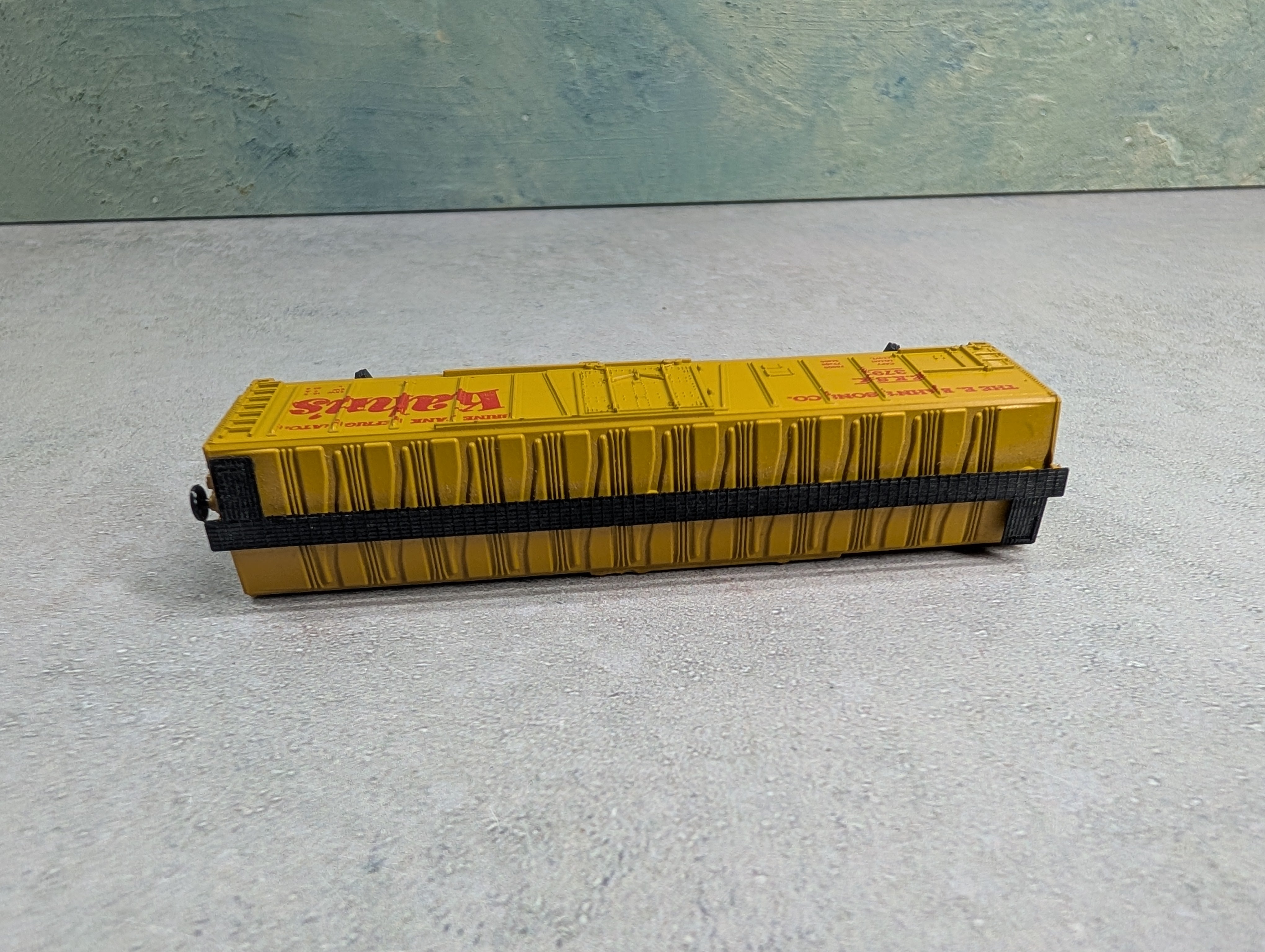 USED AHM 4454 N Scale Steel Reefer Box Car Kahn's EKSX #3792