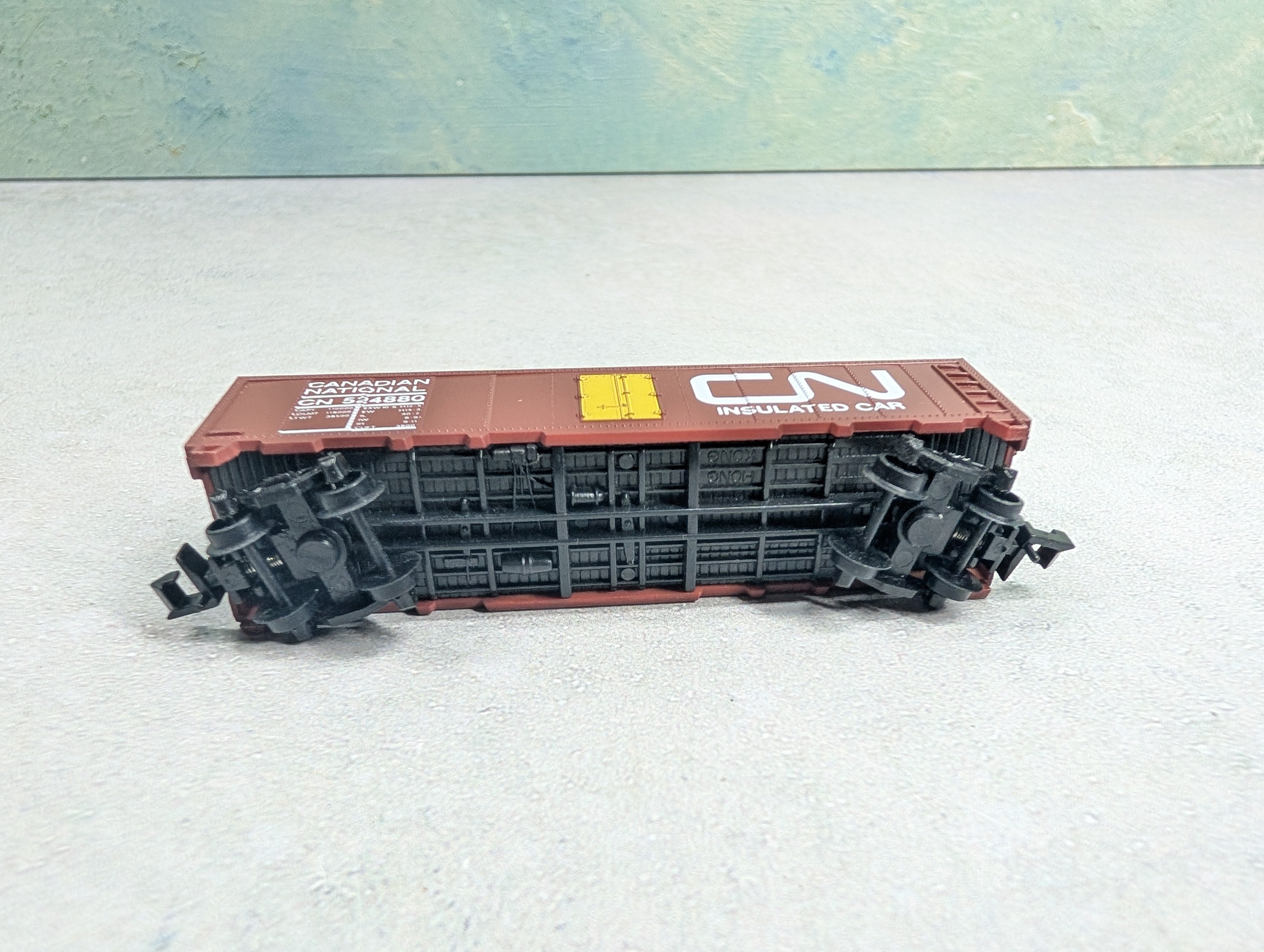 USED Model Power 3401 N Scale Steel Reefer Box Car Canadian National CN #524880