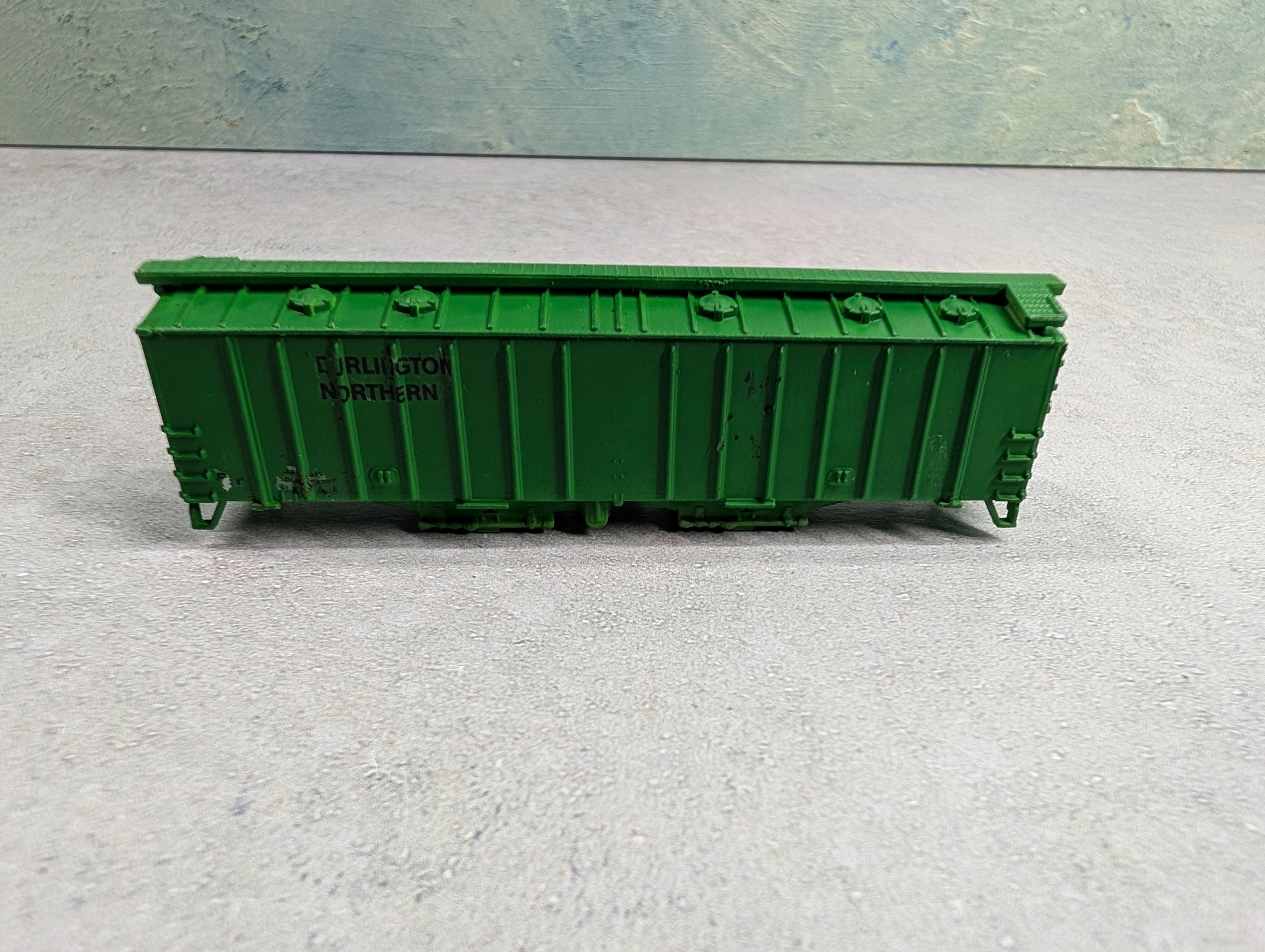 USED Delaware Valley Freight Car N Scale 50' 4180 Airslide Hopper Undecorated Green
