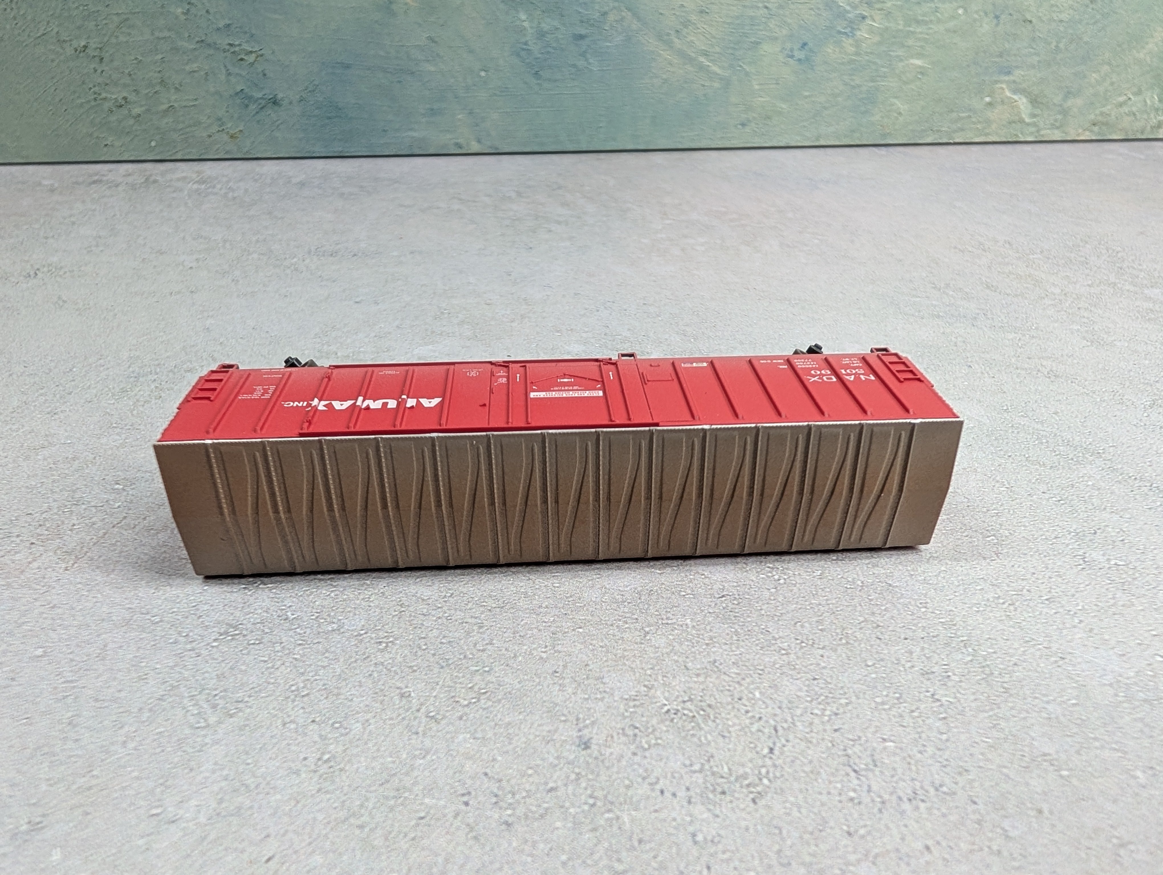 USED Athearn 11179 N Scale 50' NACC Box Car Alumax NADX #50190 Light Weathering